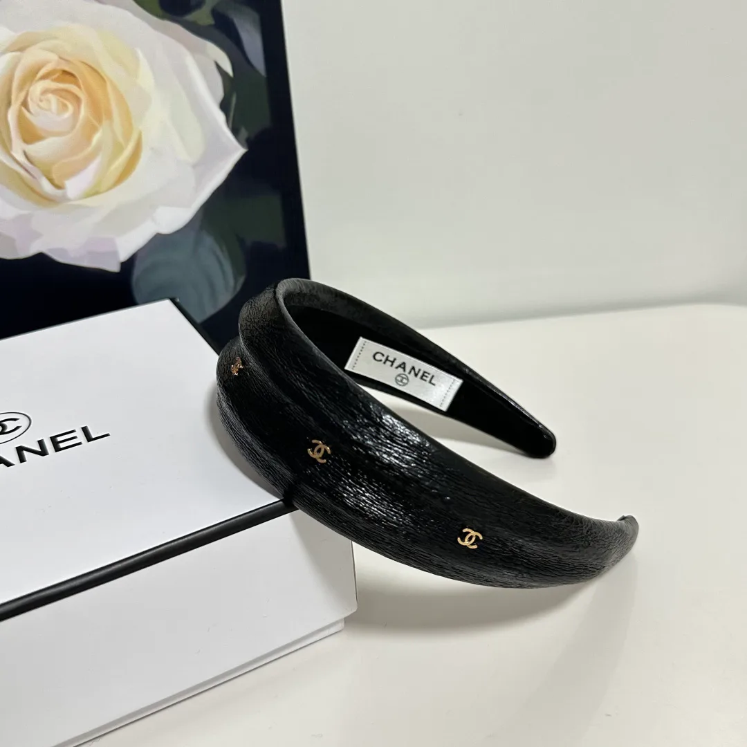 Головные Уборы Chanel 11469192