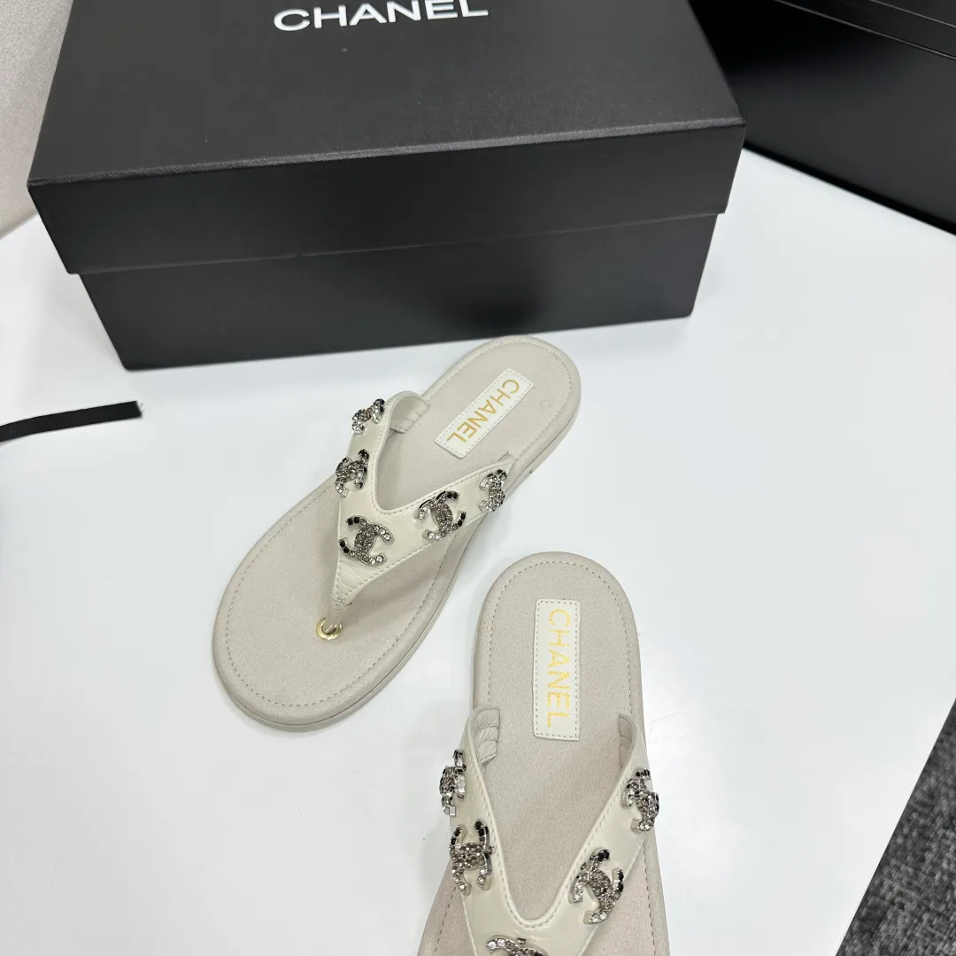 Сандалии Женские Chanel 11627916