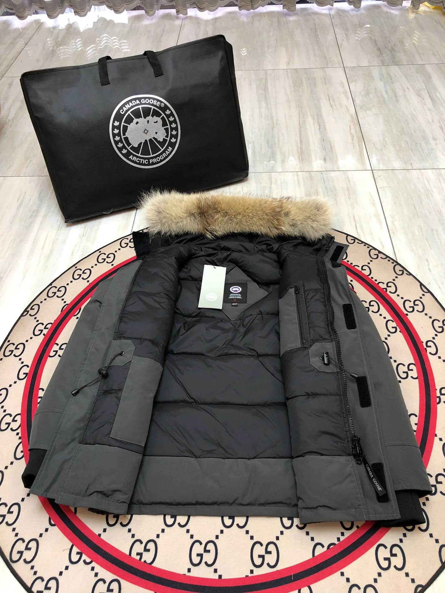 Куртки И Пуховики Мужские Canada Goose 1095455