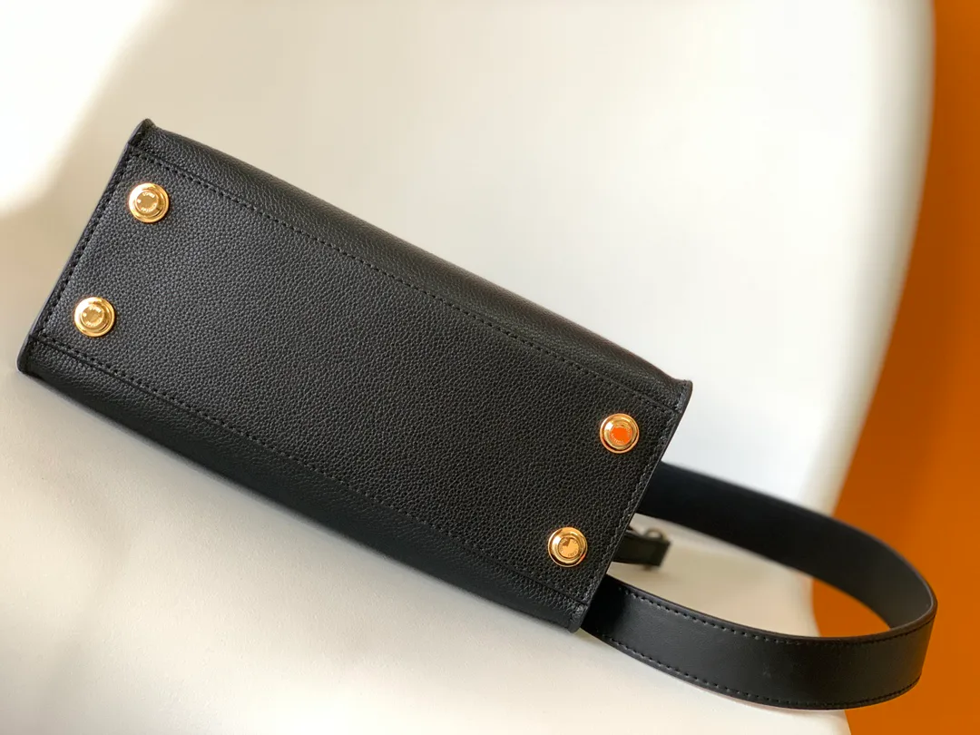 Классические Сумки Женские Louis Vuitton 11185385