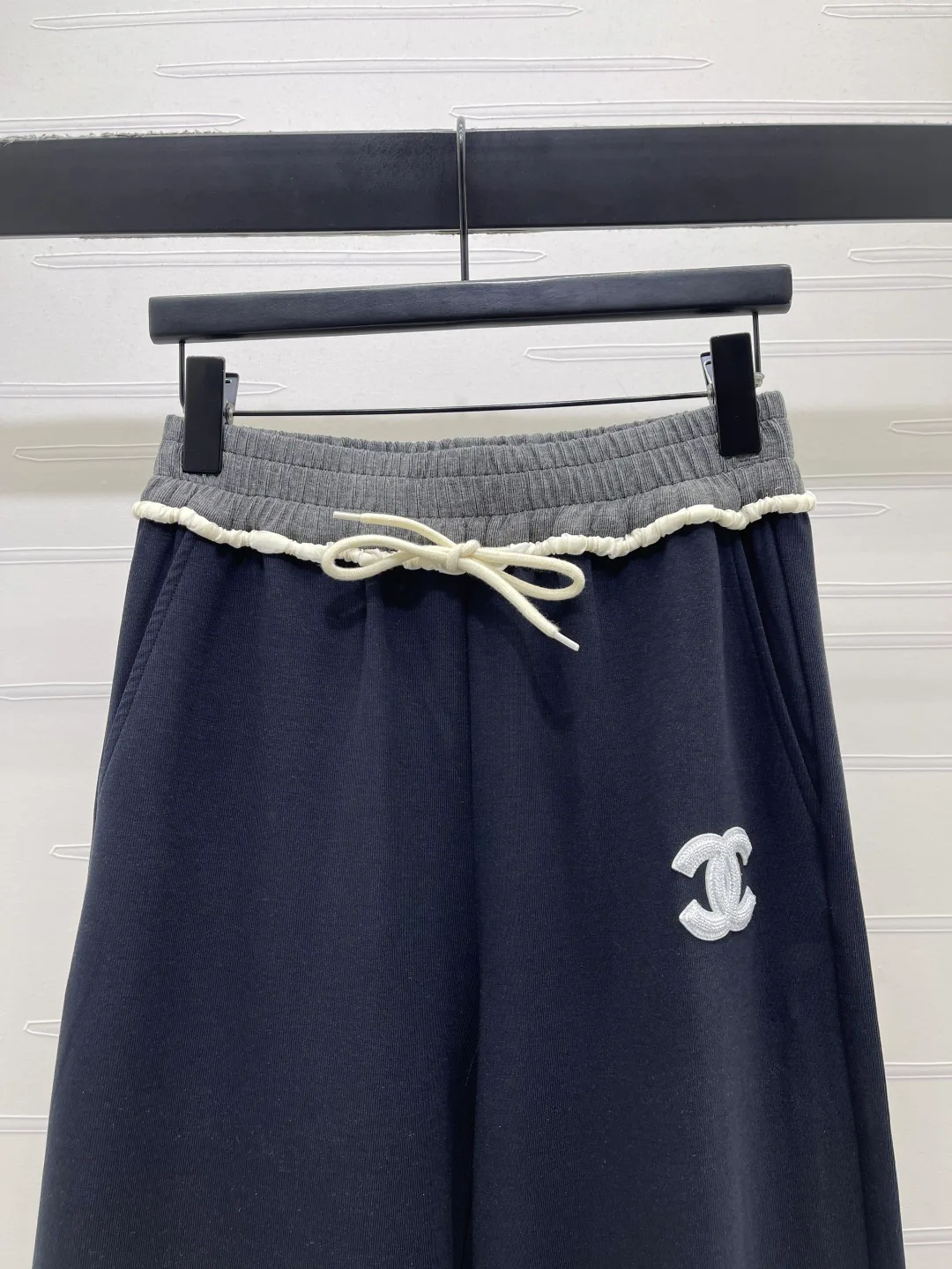 Брюки Женские Chanel 11575833