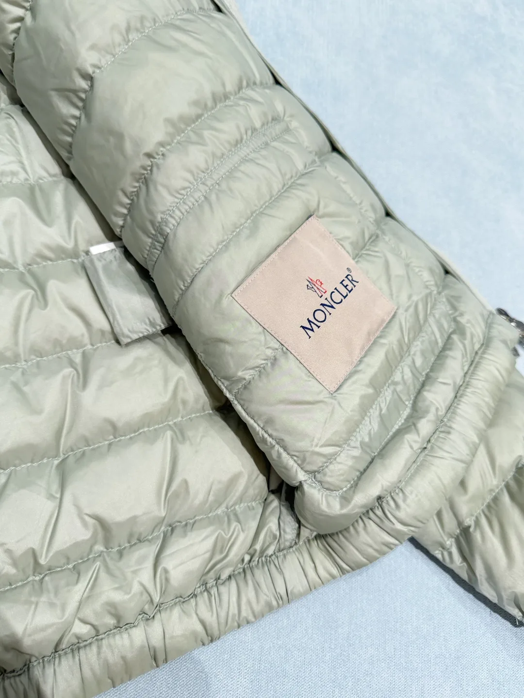 Куртки И Пуховики Женские Moncler 18049846