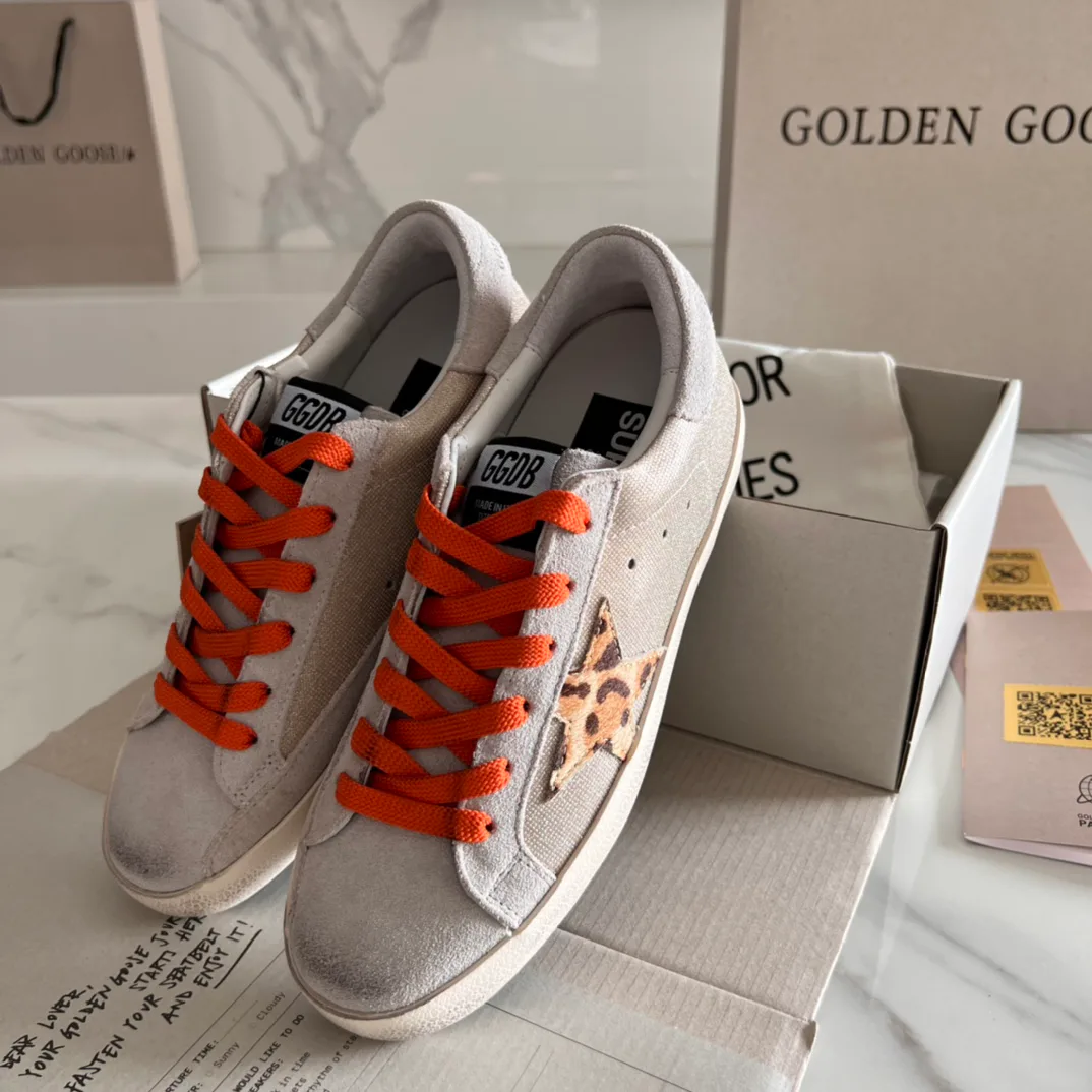 Кроссовки Женские Golden Goose 16995661
