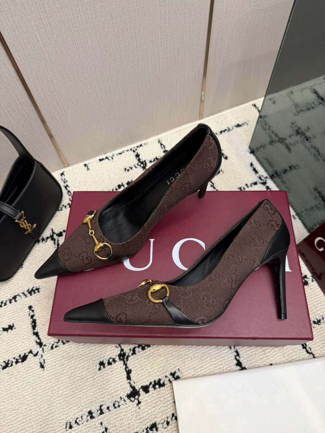 Туфли Женские Gucci 18773832