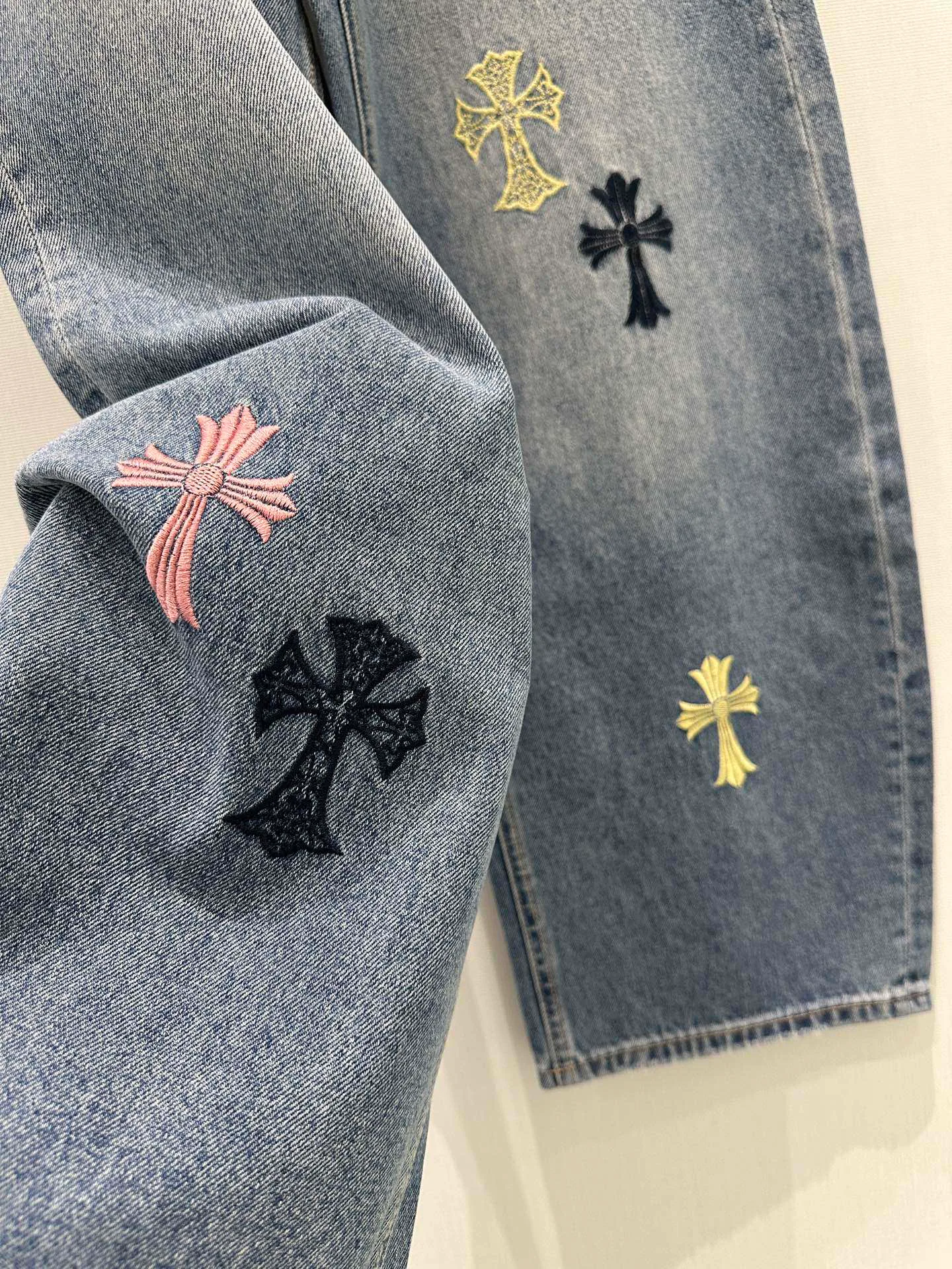 Джинсы Женские Chrome Hearts 10232446