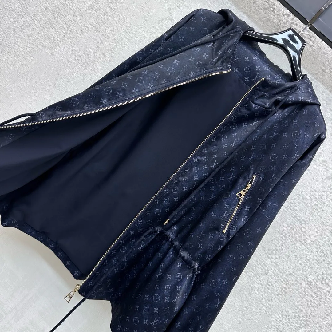 Куртки И Пуховики Женские Louis Vuitton 1692815