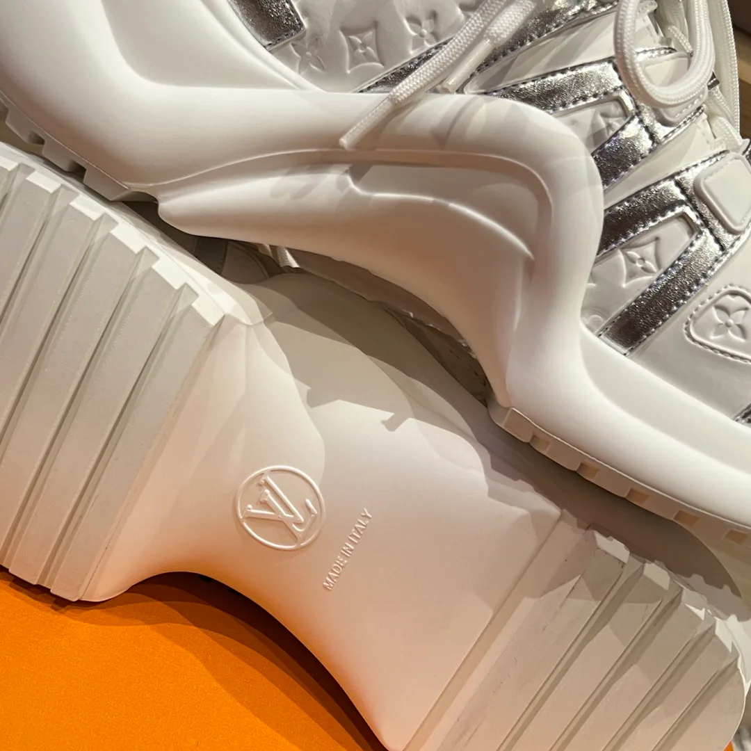 Кроссовки Женские Louis Vuitton 371433