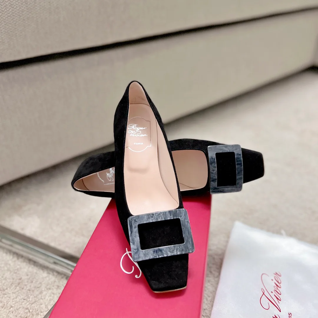Туфли Женские Roger Vivier 17550740