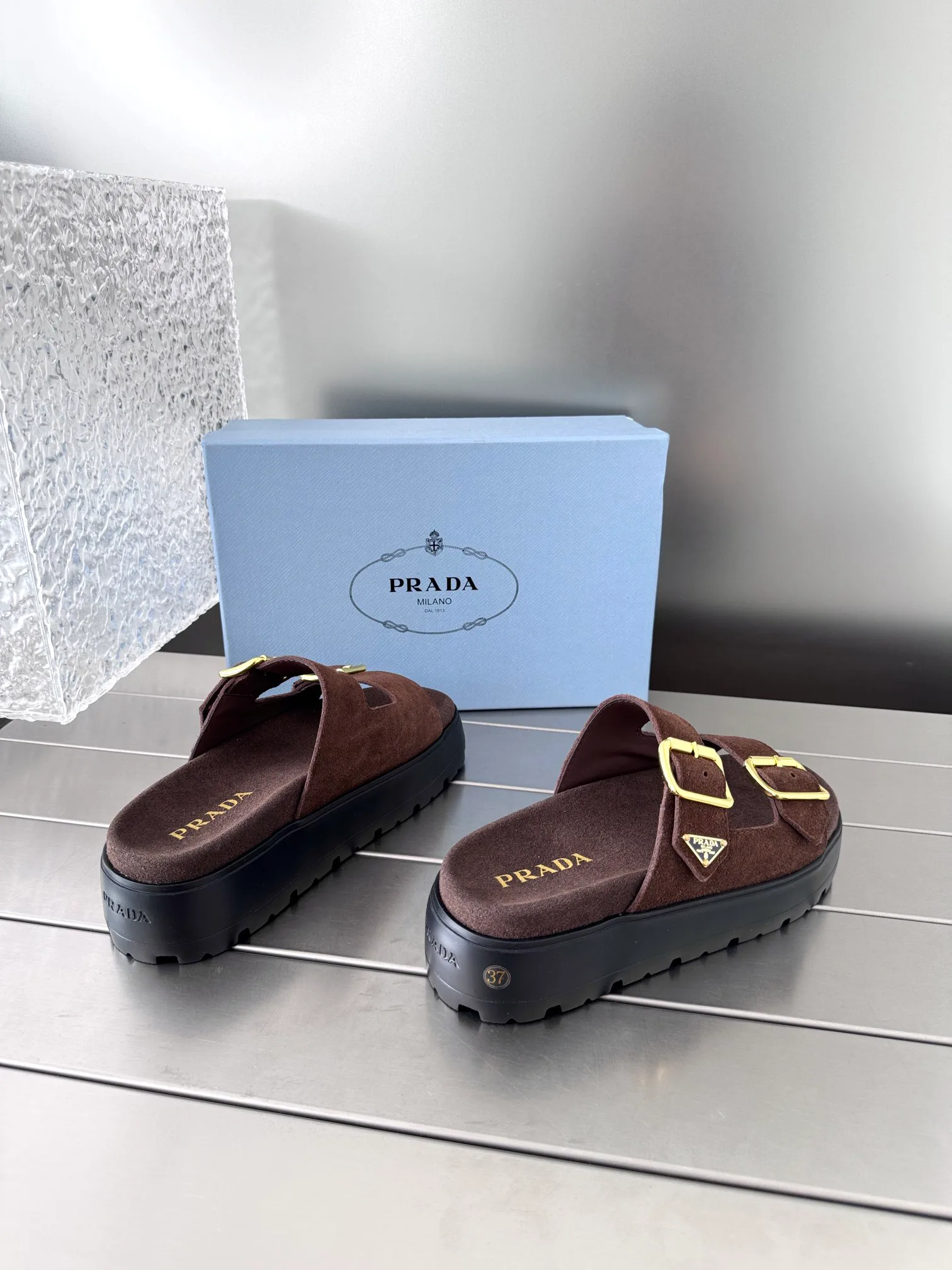 Босоножки Женские Prada 12245187