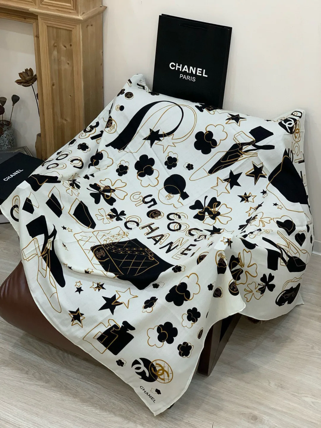 Платки Chanel 18627035