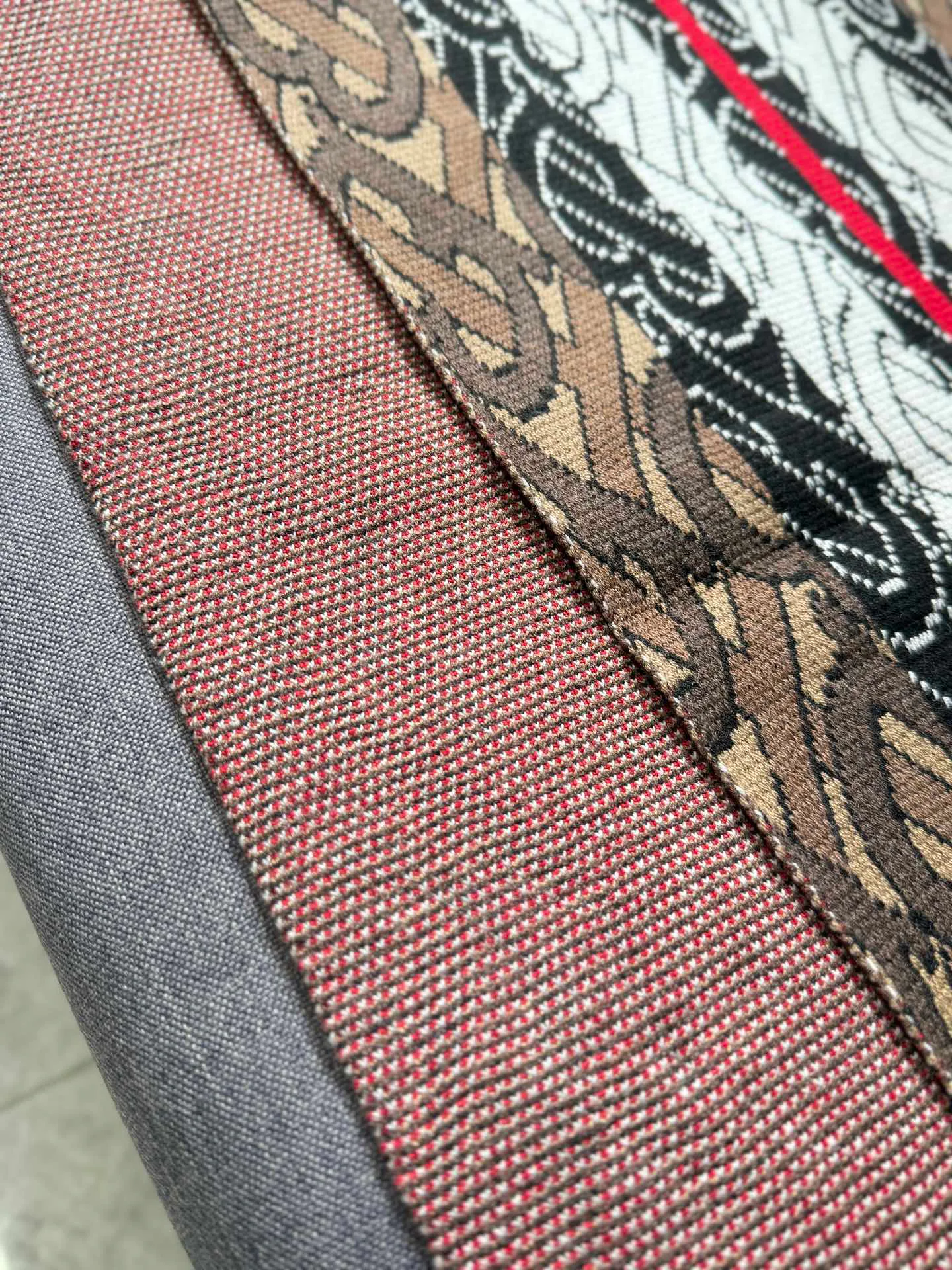 Шарфы Burberry 3253