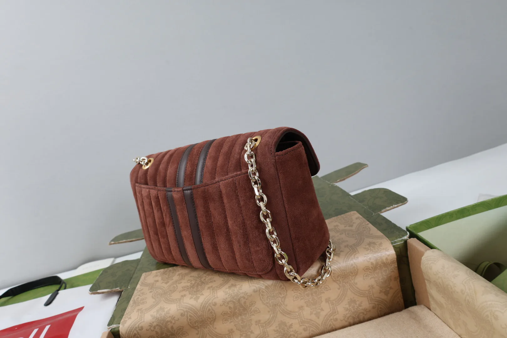 Классические Сумки Женские Gucci 18004293