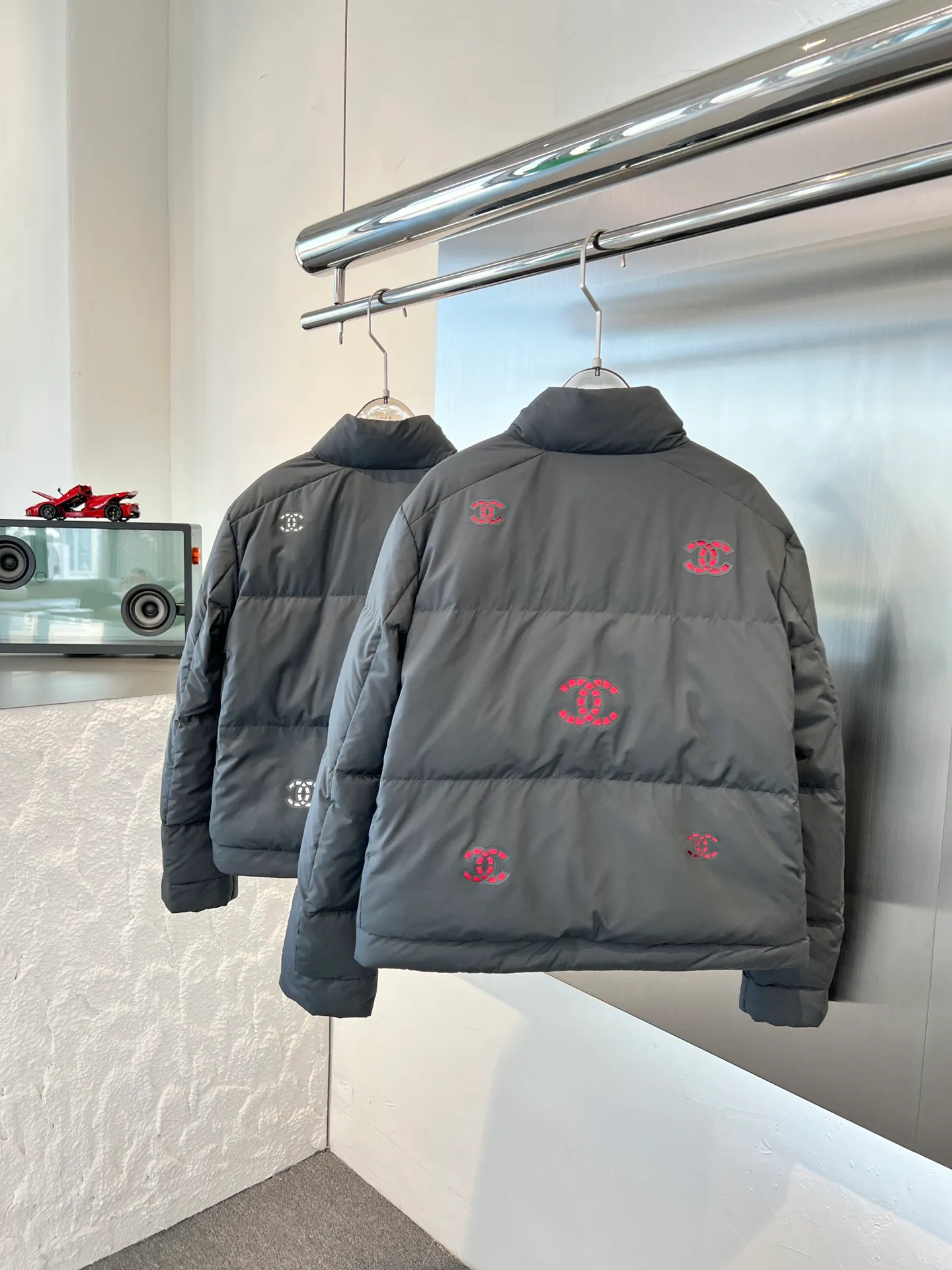 Куртки И Пуховики Мужские Chanel 1057322