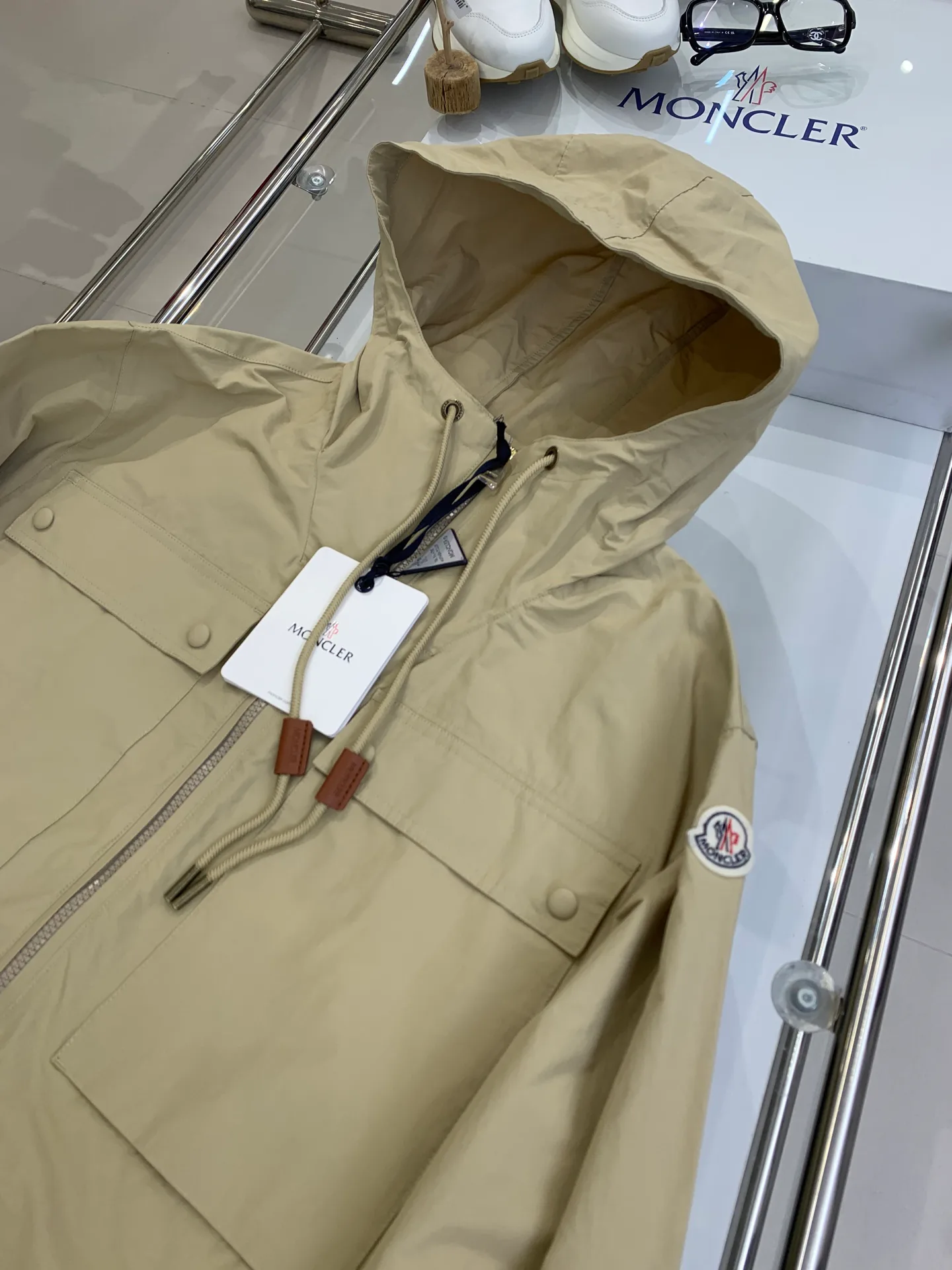Куртки И Пуховики Женские Moncler 11427008