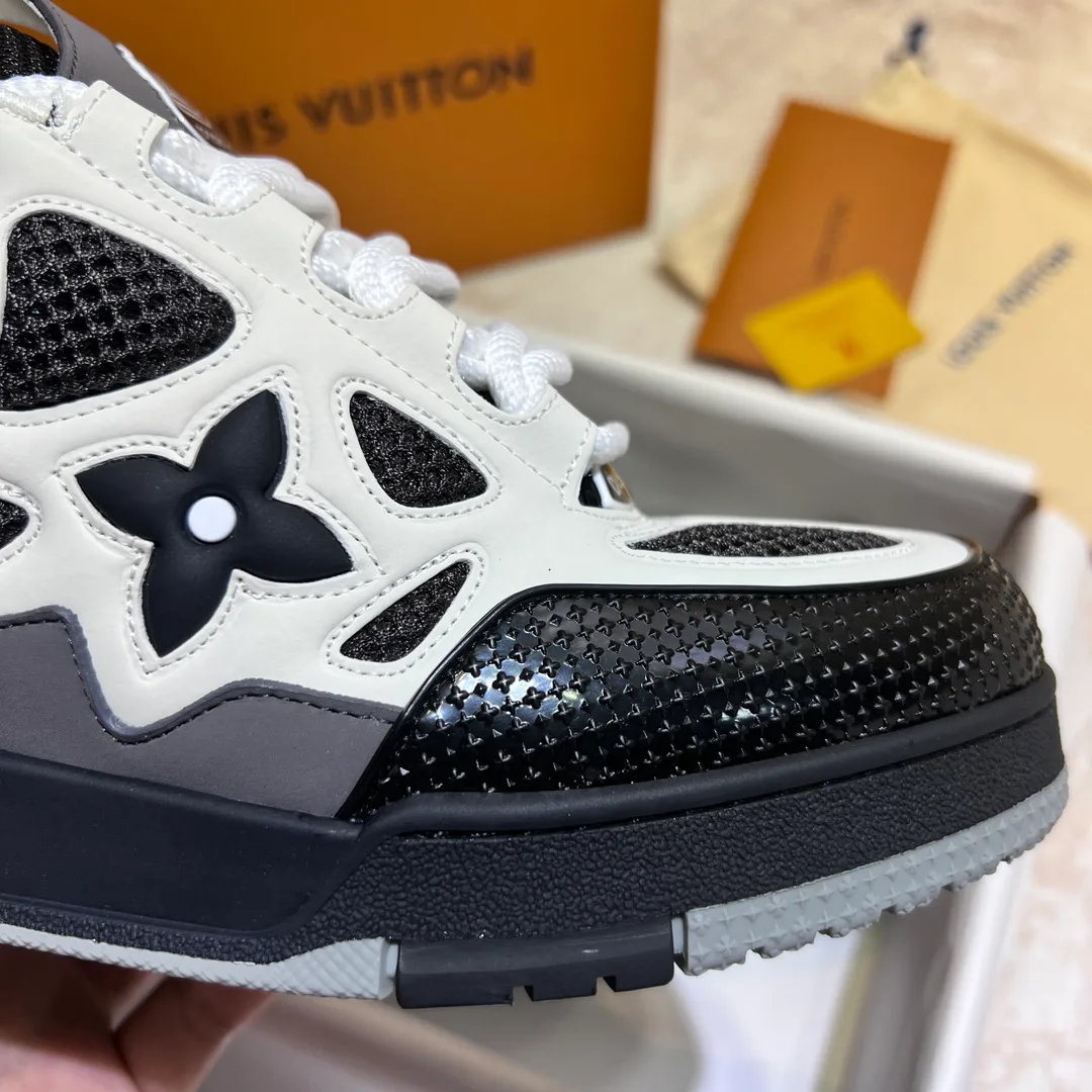 Кроссовки Мужские Louis Vuitton 1961270