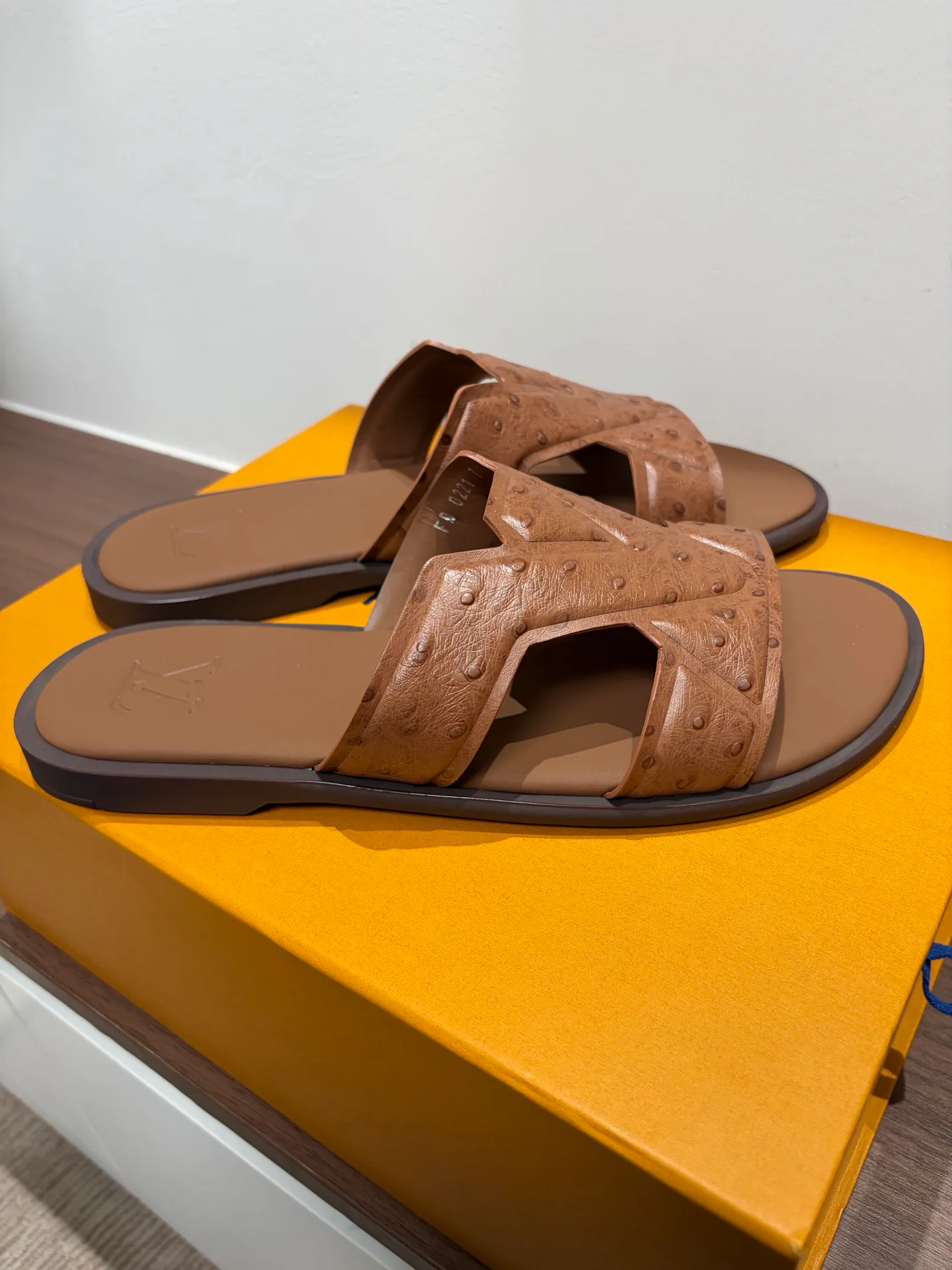 Шлепанцы Мужские Louis Vuitton 12826630