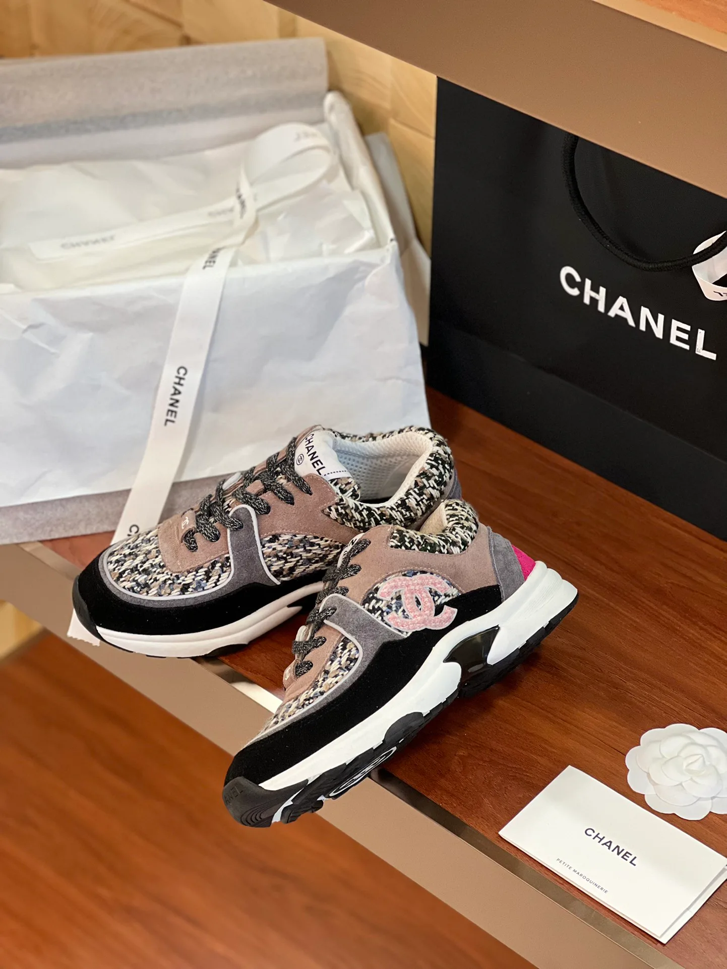 Кроссовки Женские Chanel 1021213