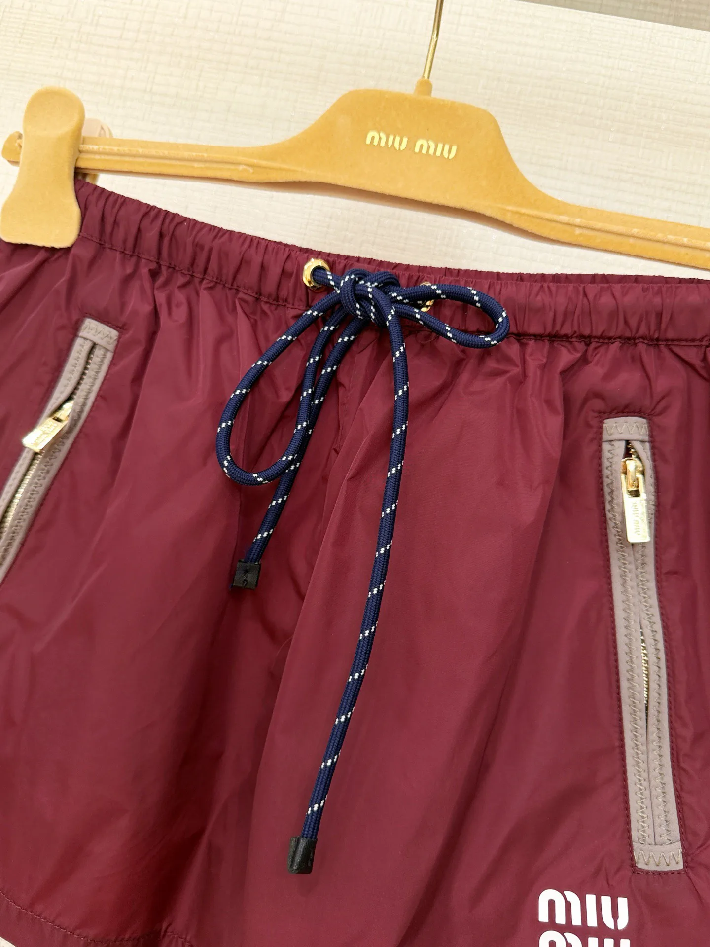 Шорты Женские Miu Miu 4691471