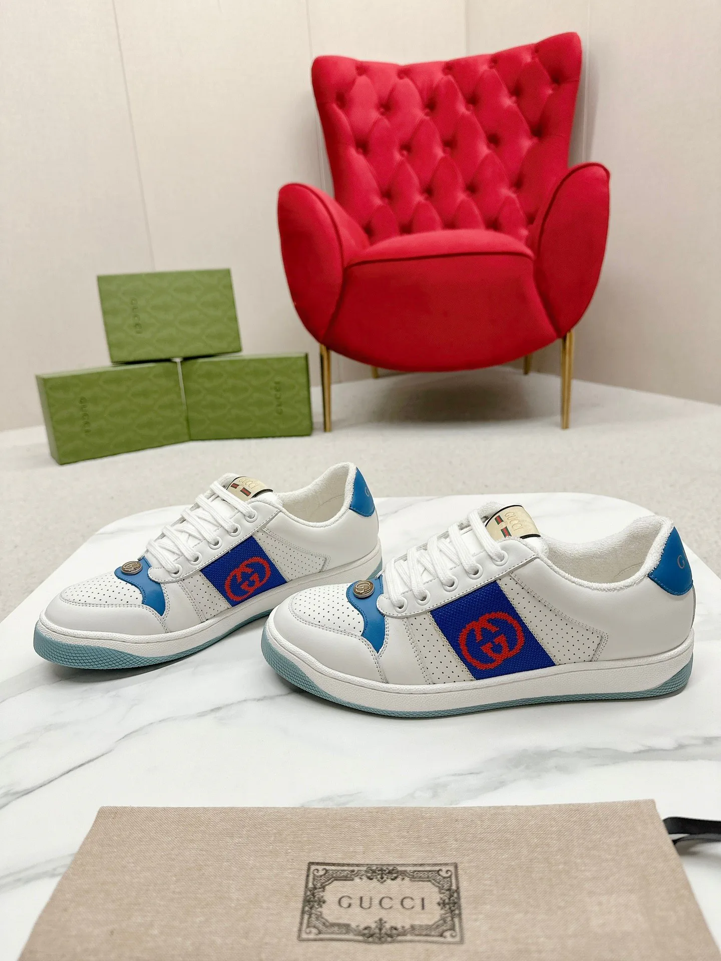 Кроссовки Женские Gucci 4784242