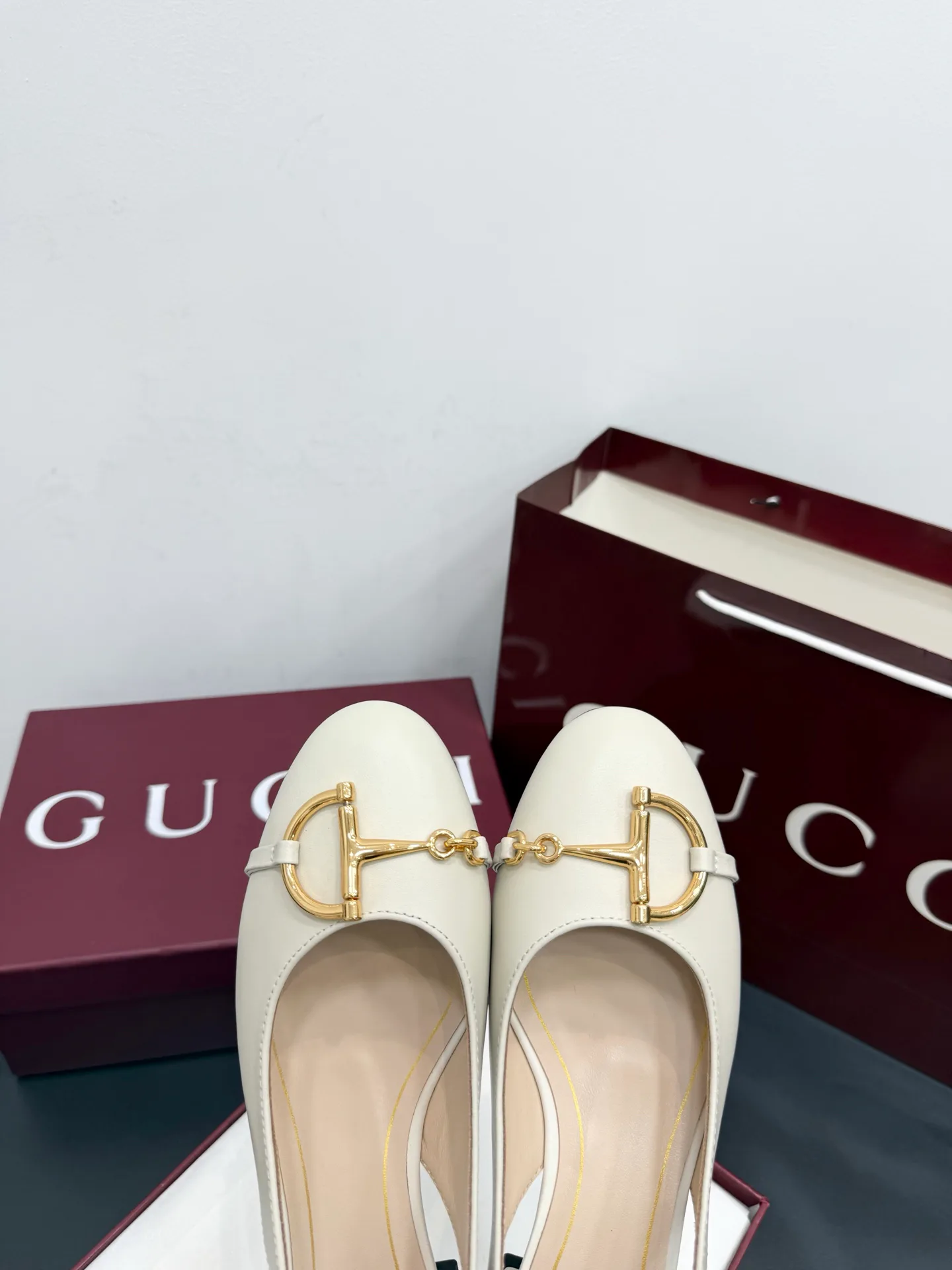 Туфли Женские Gucci 882909