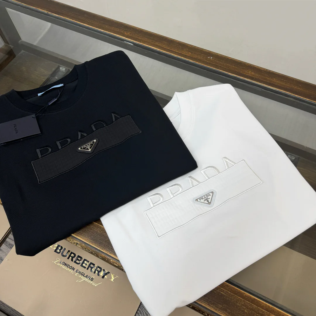 Футболки Женские Prada 10692089