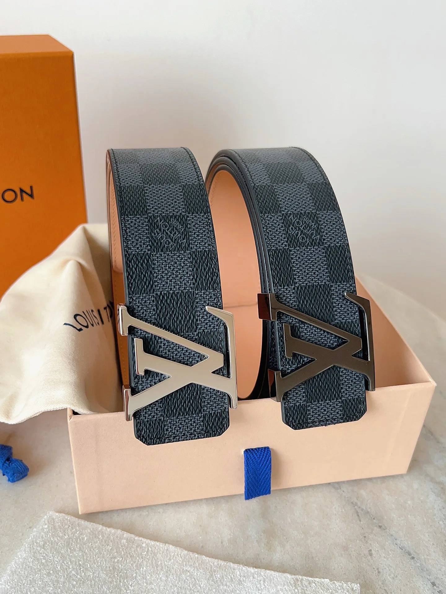 Ремни Louis Vuitton 14563667