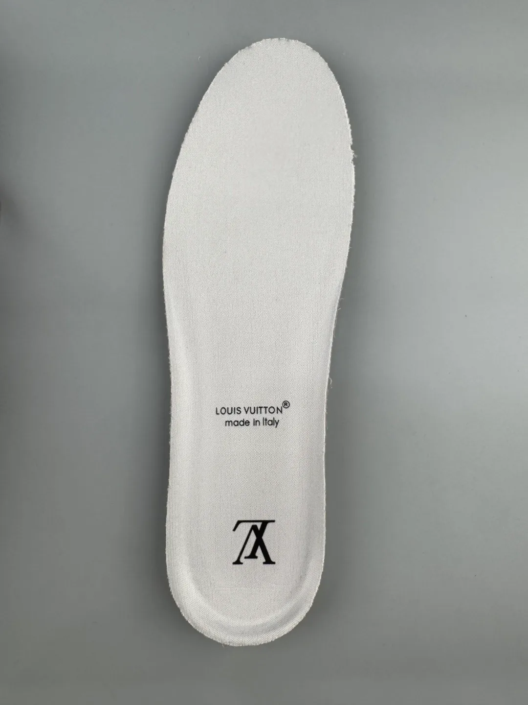 Кроссовки Мужские Louis Vuitton 5378164