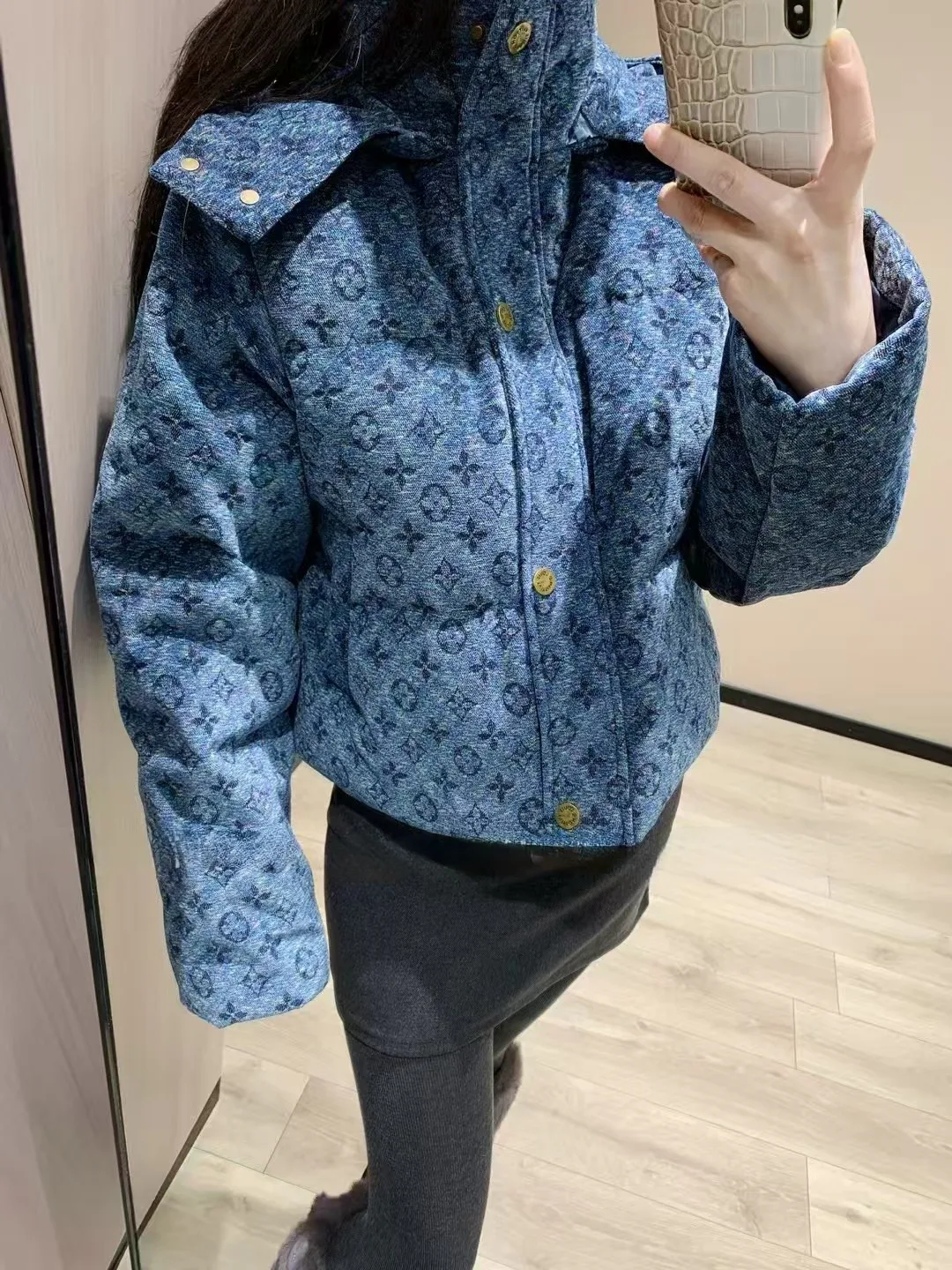 Куртки И Пуховики Женские Louis Vuitton 476473