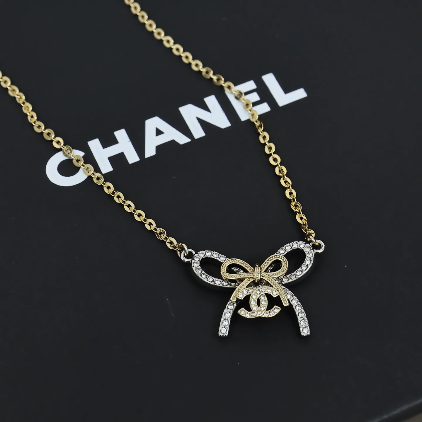 Бижутерия Chanel 225270