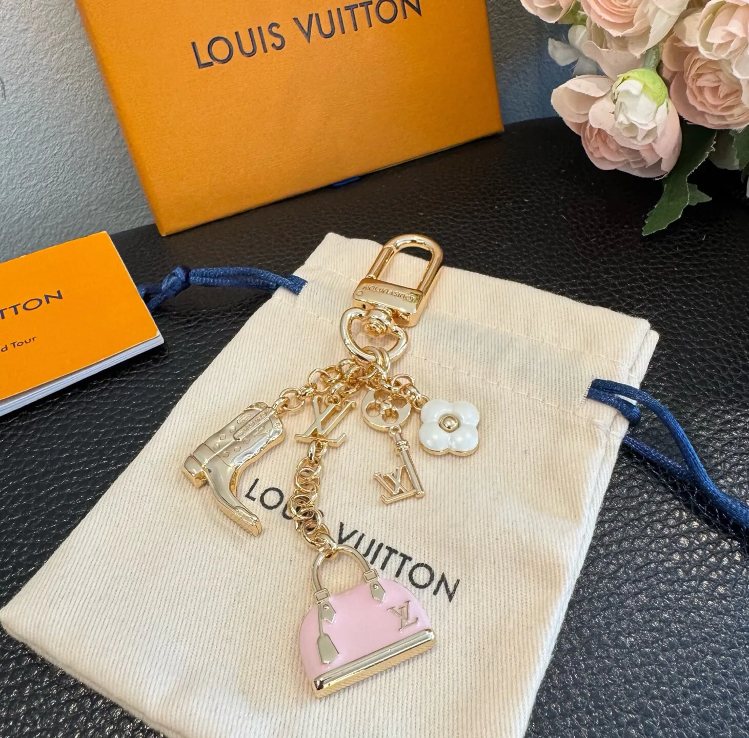 Ключницы Louis Vuitton 18013287