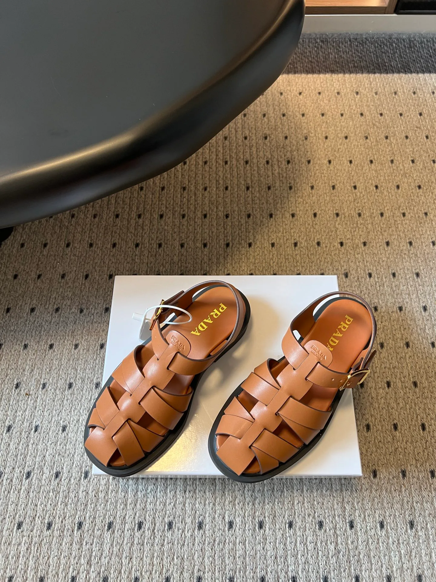 Сандалии Женские Prada 14622676