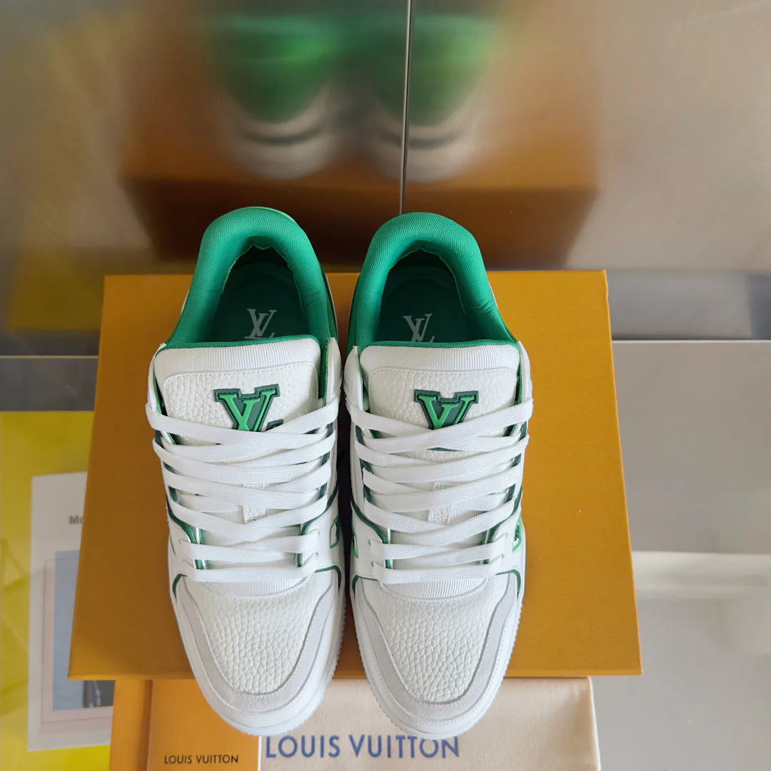 Кроссовки Женские Louis Vuitton 10646338