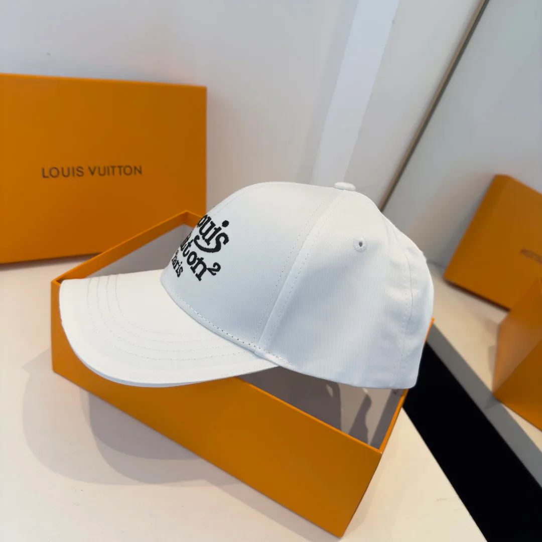 Головные Уборы Louis Vuitton 11416641