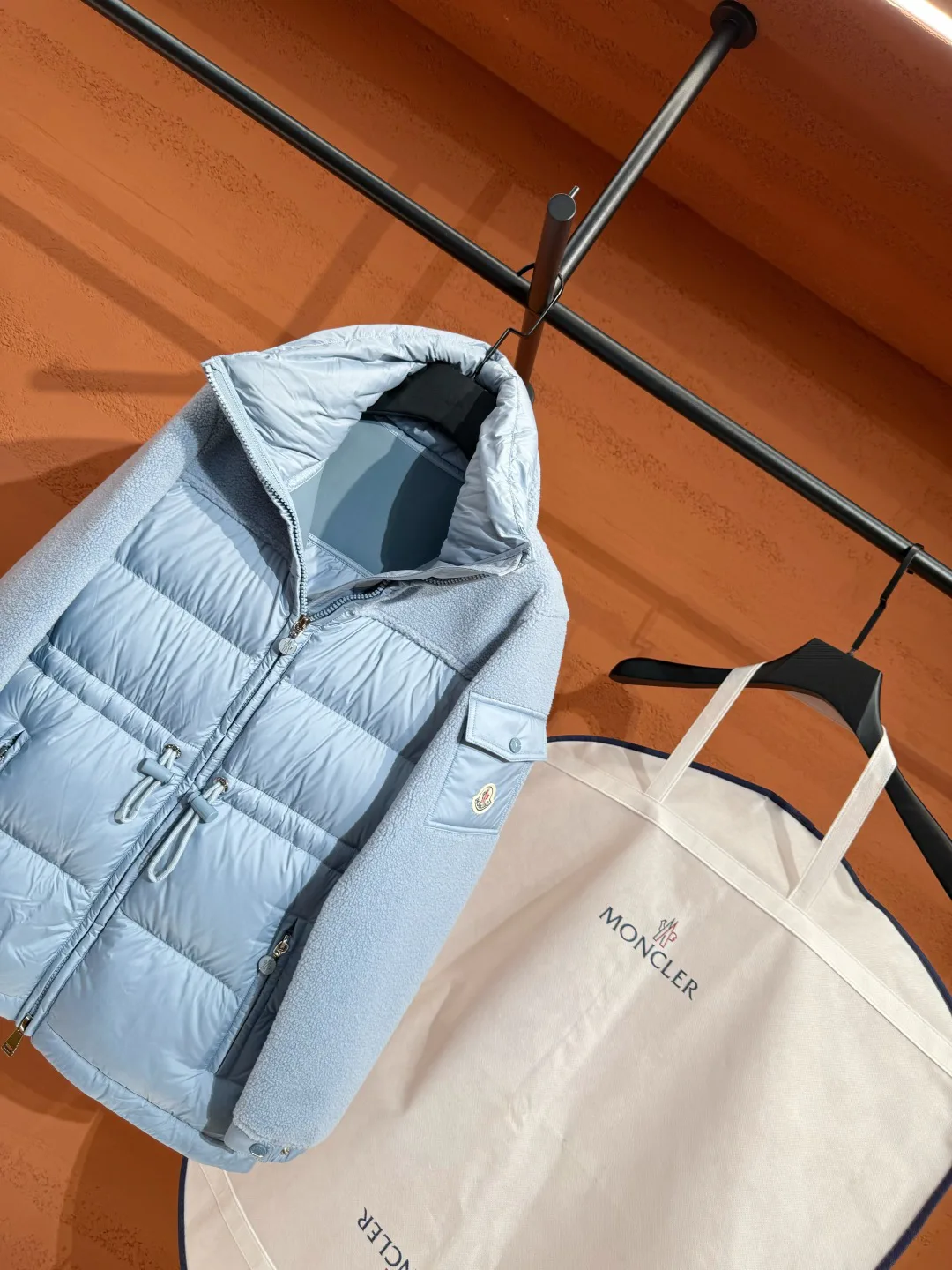 Куртки И Пуховики Женские Moncler 18585342