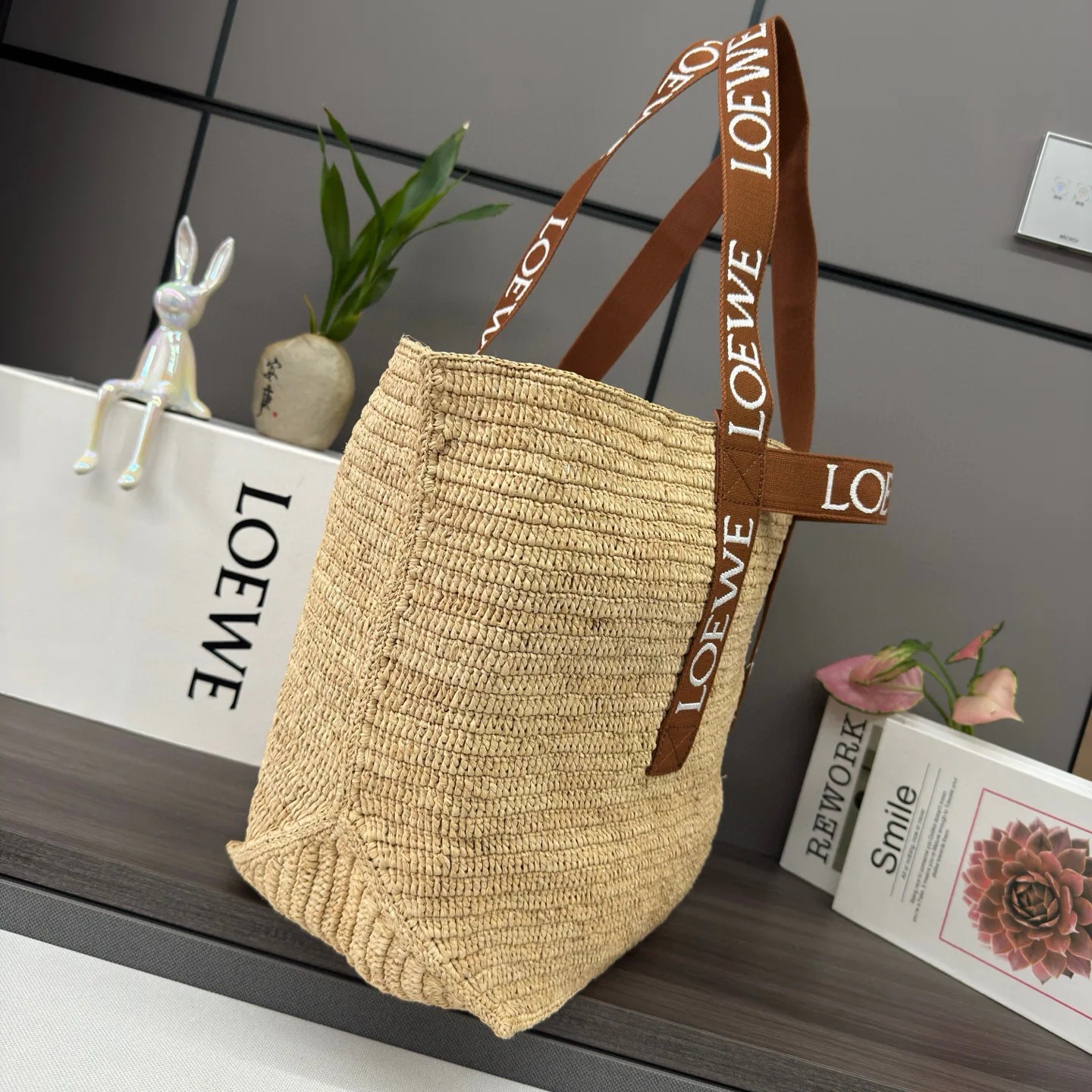 Классические Сумки Женские Loewe 11782560