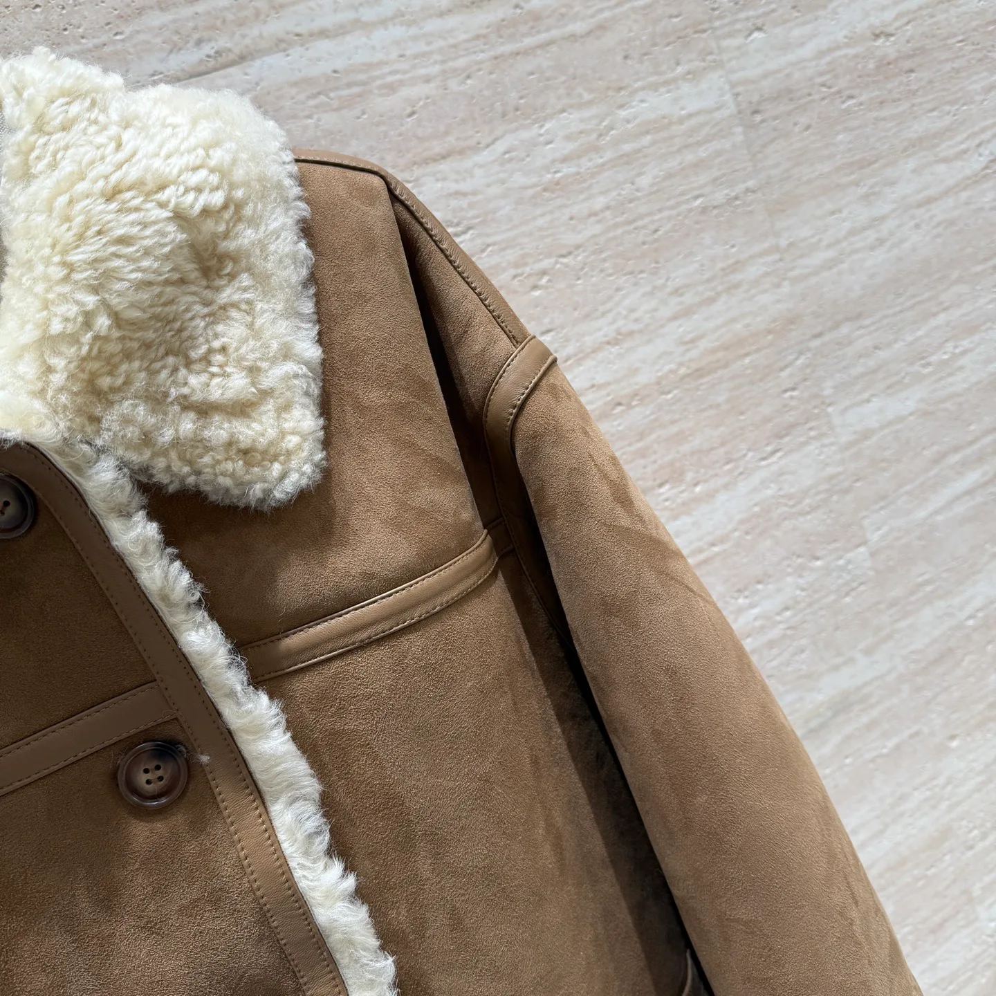 Кожаные Куртки И Дублёнки Женские Loewe 2772657