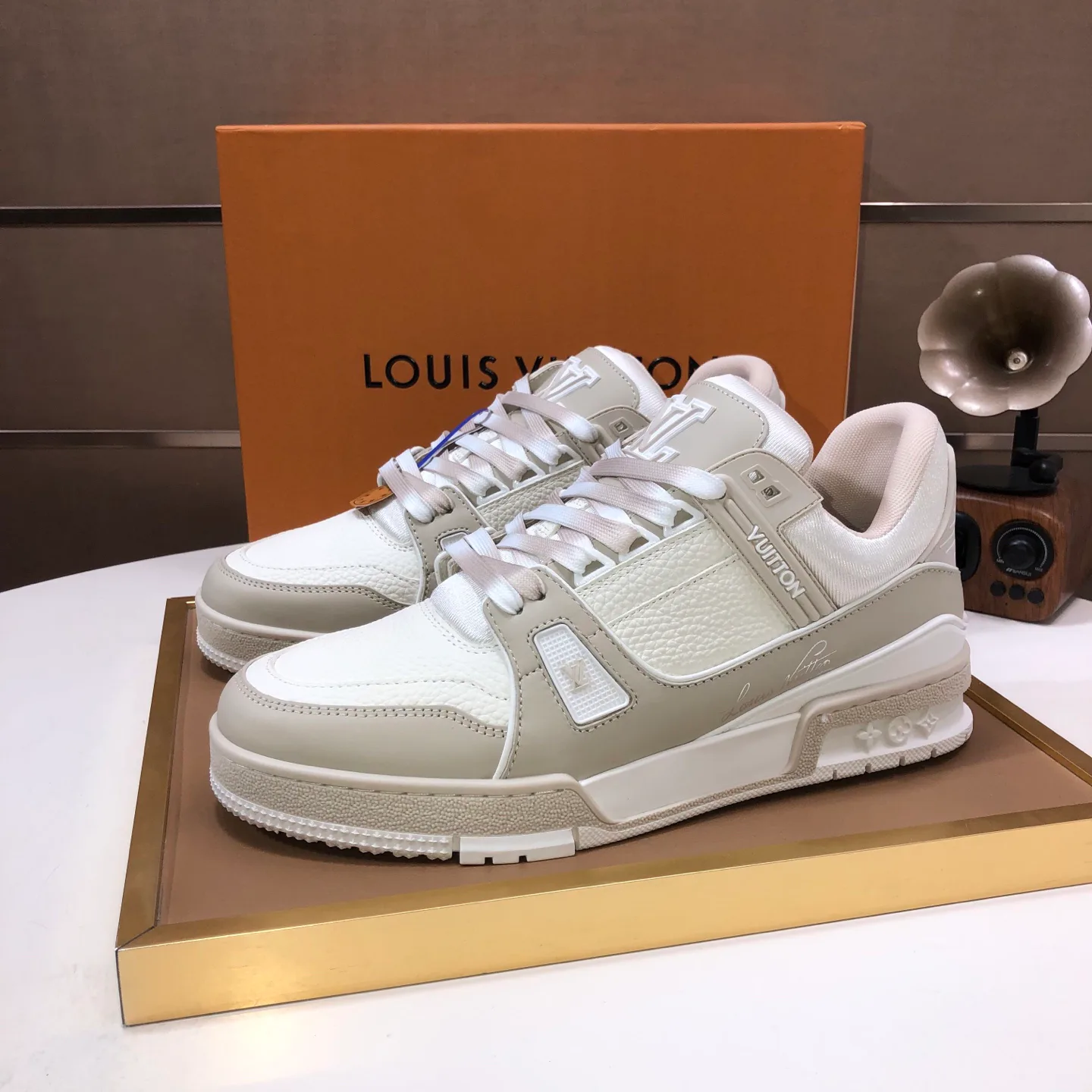 Кроссовки Женские Louis Vuitton 861306