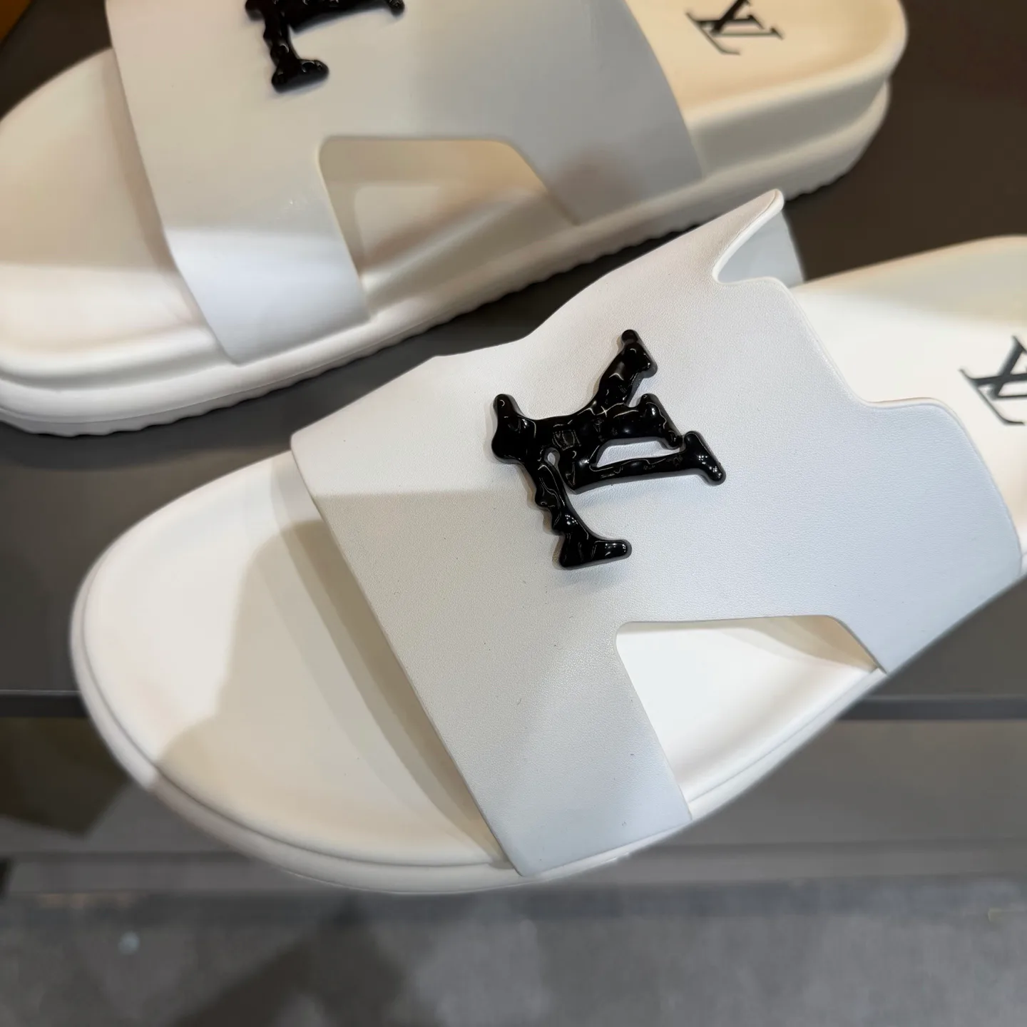 Сандалии Женские Louis Vuitton 9737091