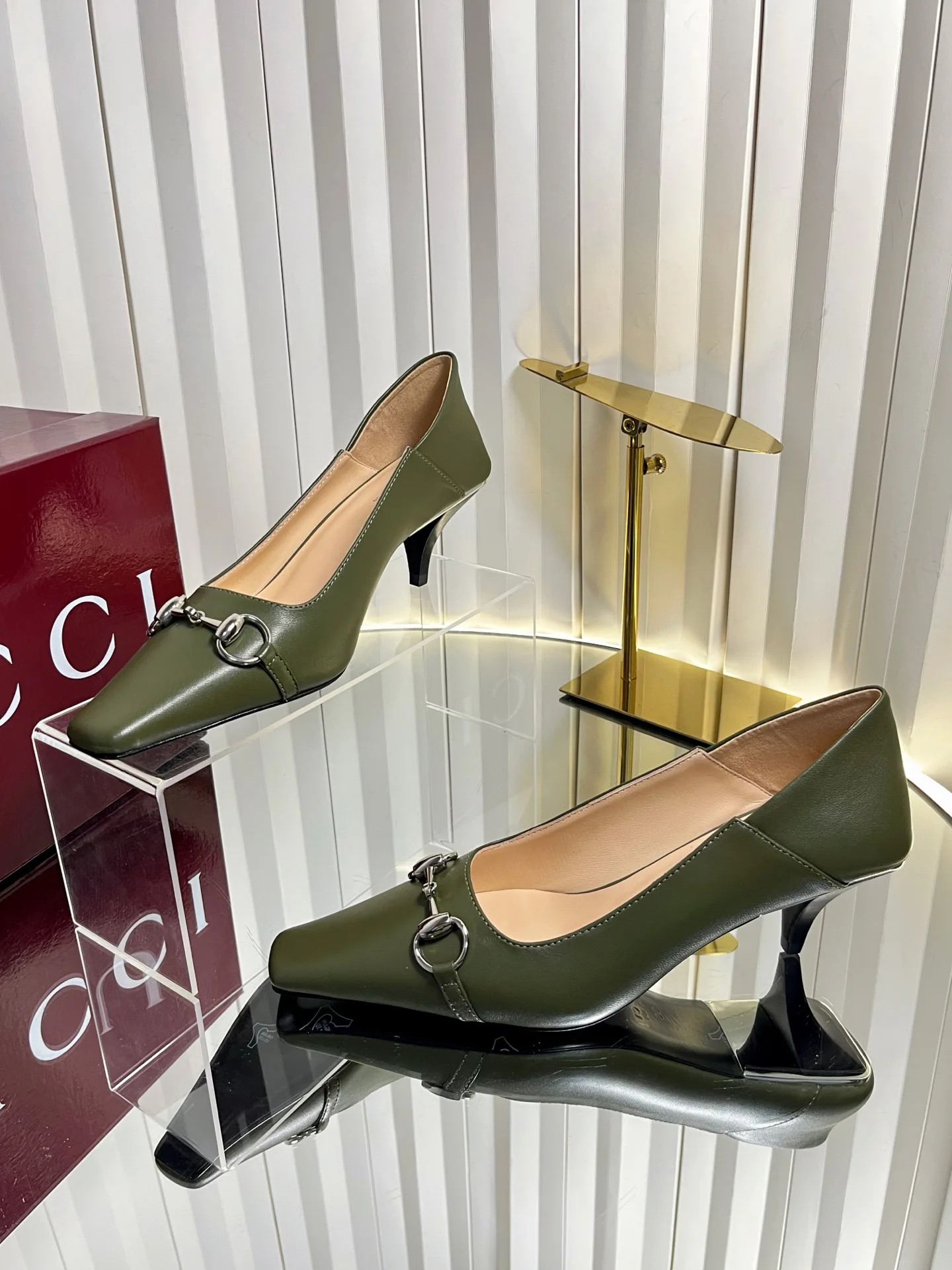 Туфли Женские Gucci 19484582