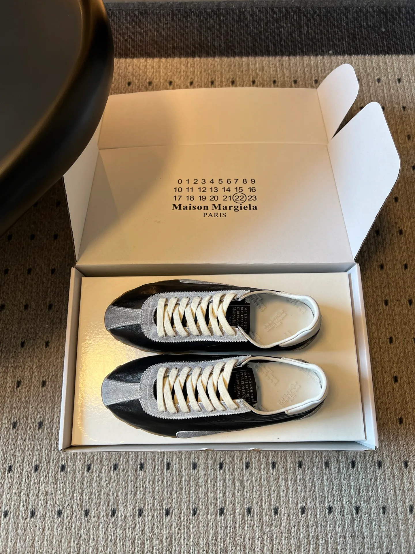 Кроссовки Женские Maison Margiela 17523636