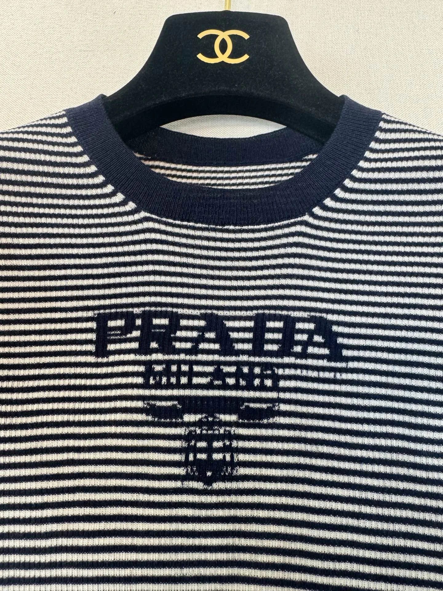 Футболки Женские Prada 11900994