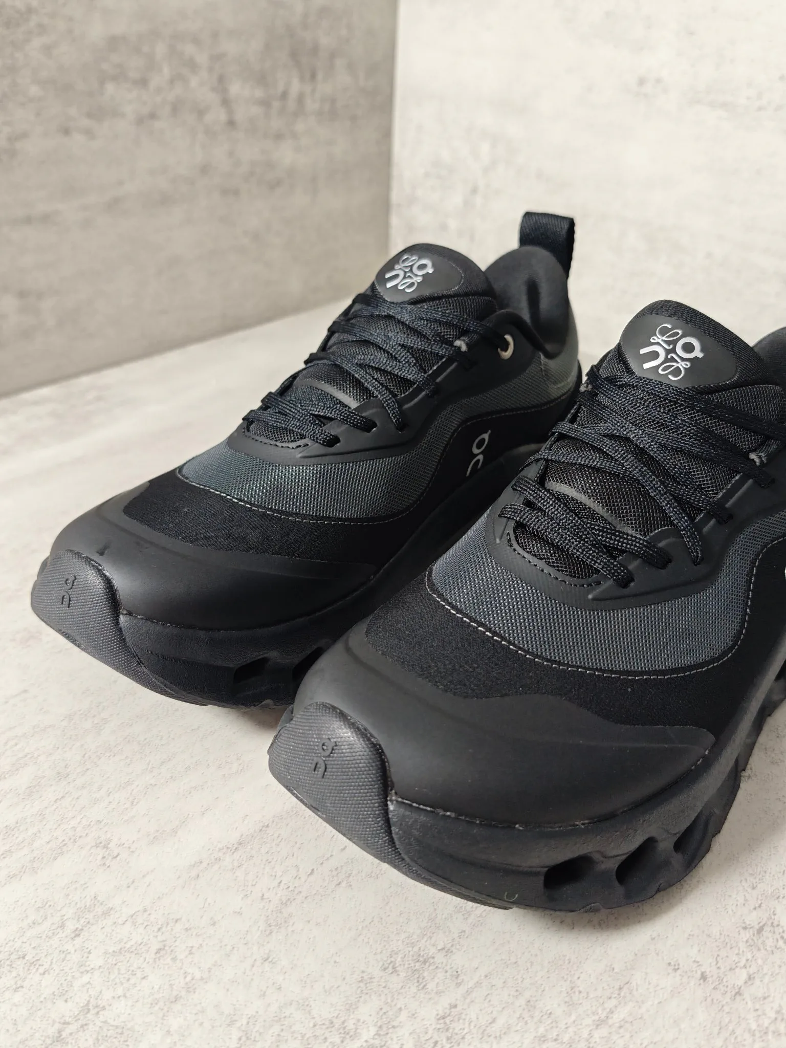 Кроссовки Женские Loewe 108312