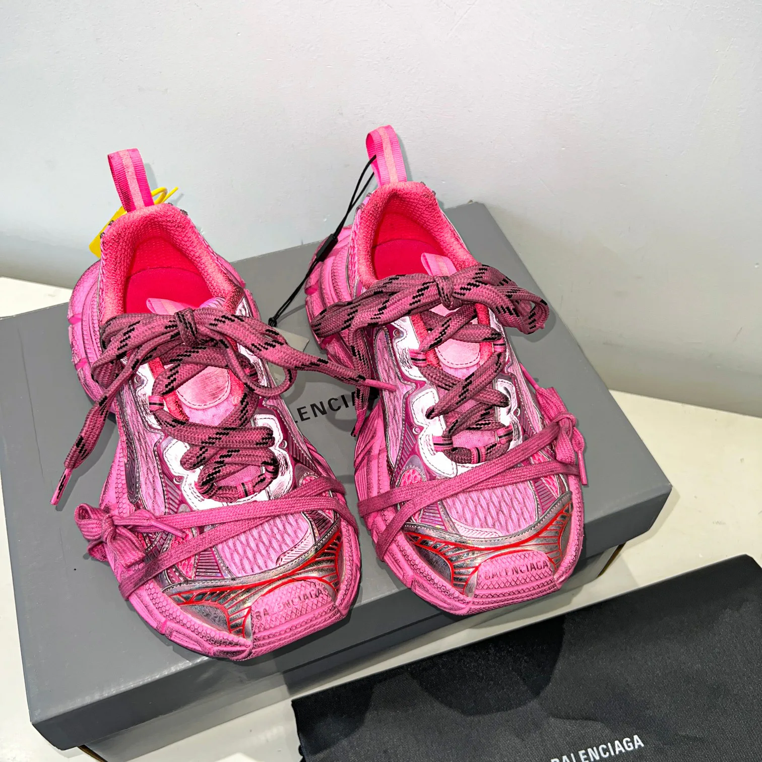 Кроссовки Женские Balenciaga 6606323