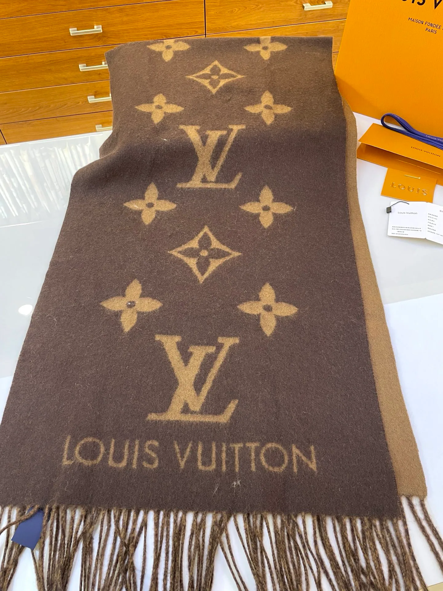 Шарфы Louis Vuitton 2643485
