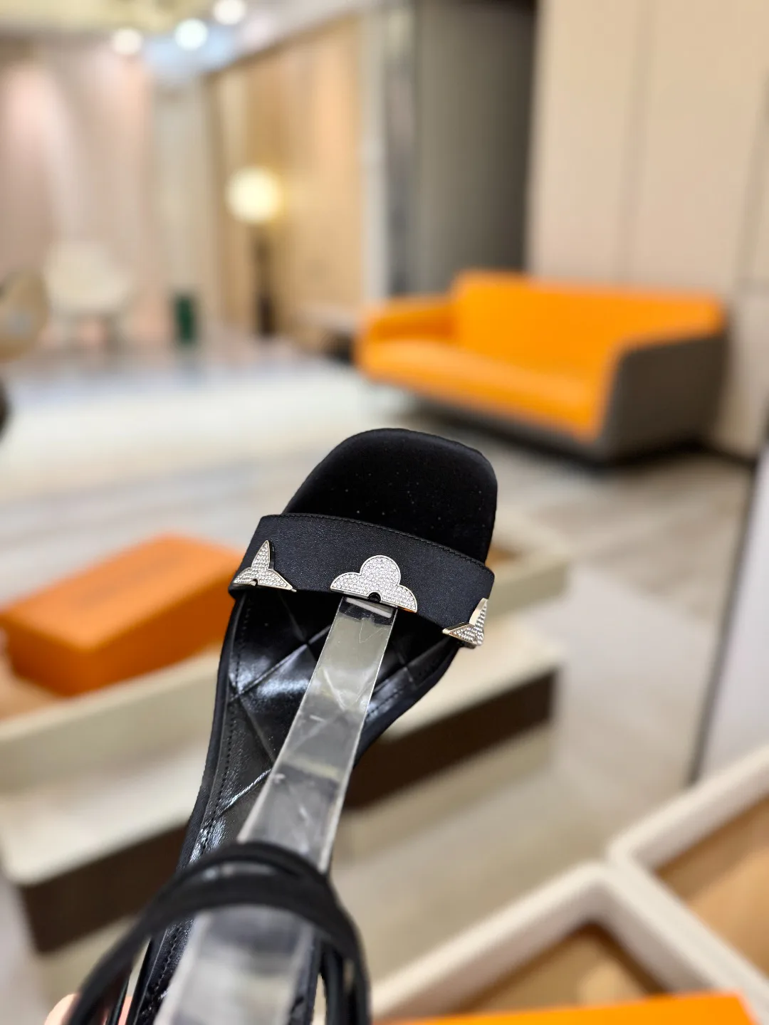 Босоножки Женские Louis Vuitton 10910136