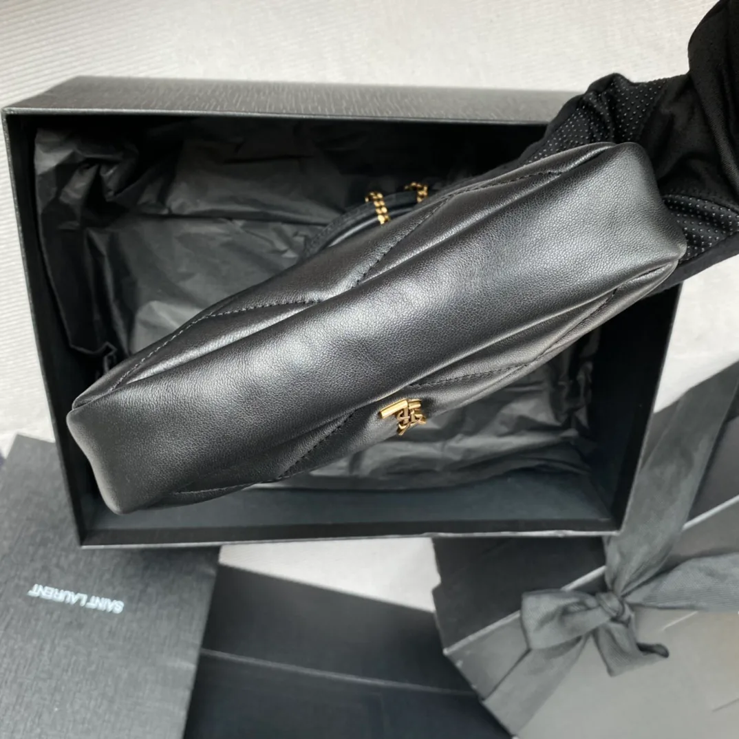 Сумки На Ремне Женские Saint Laurent 11886277