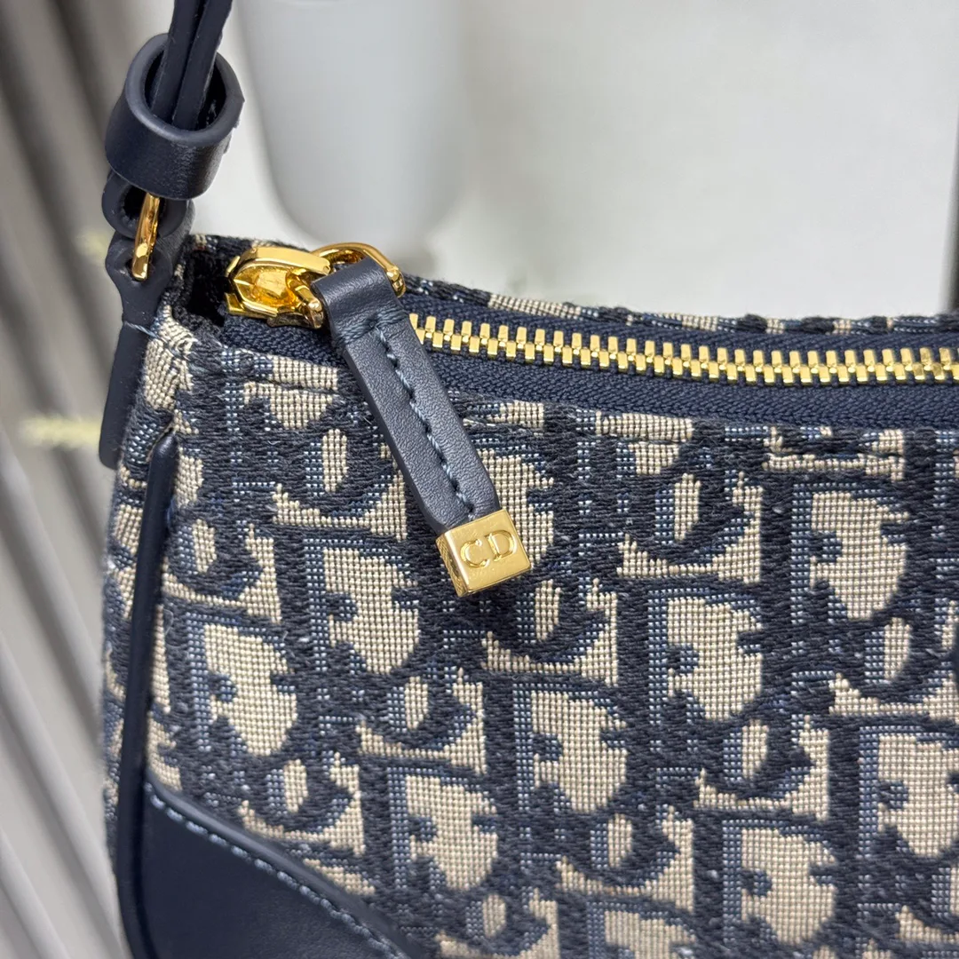 Сумки На Ремне Женские Christian Dior 11630256