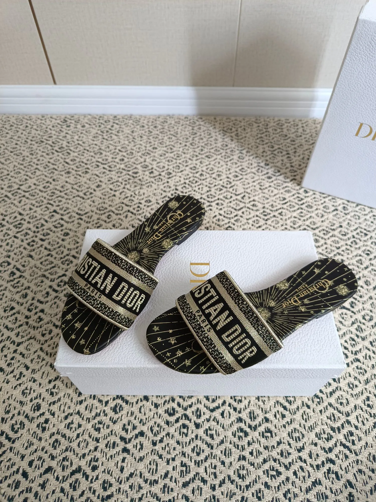 Шлепанцы Женские Christian Dior 17998148