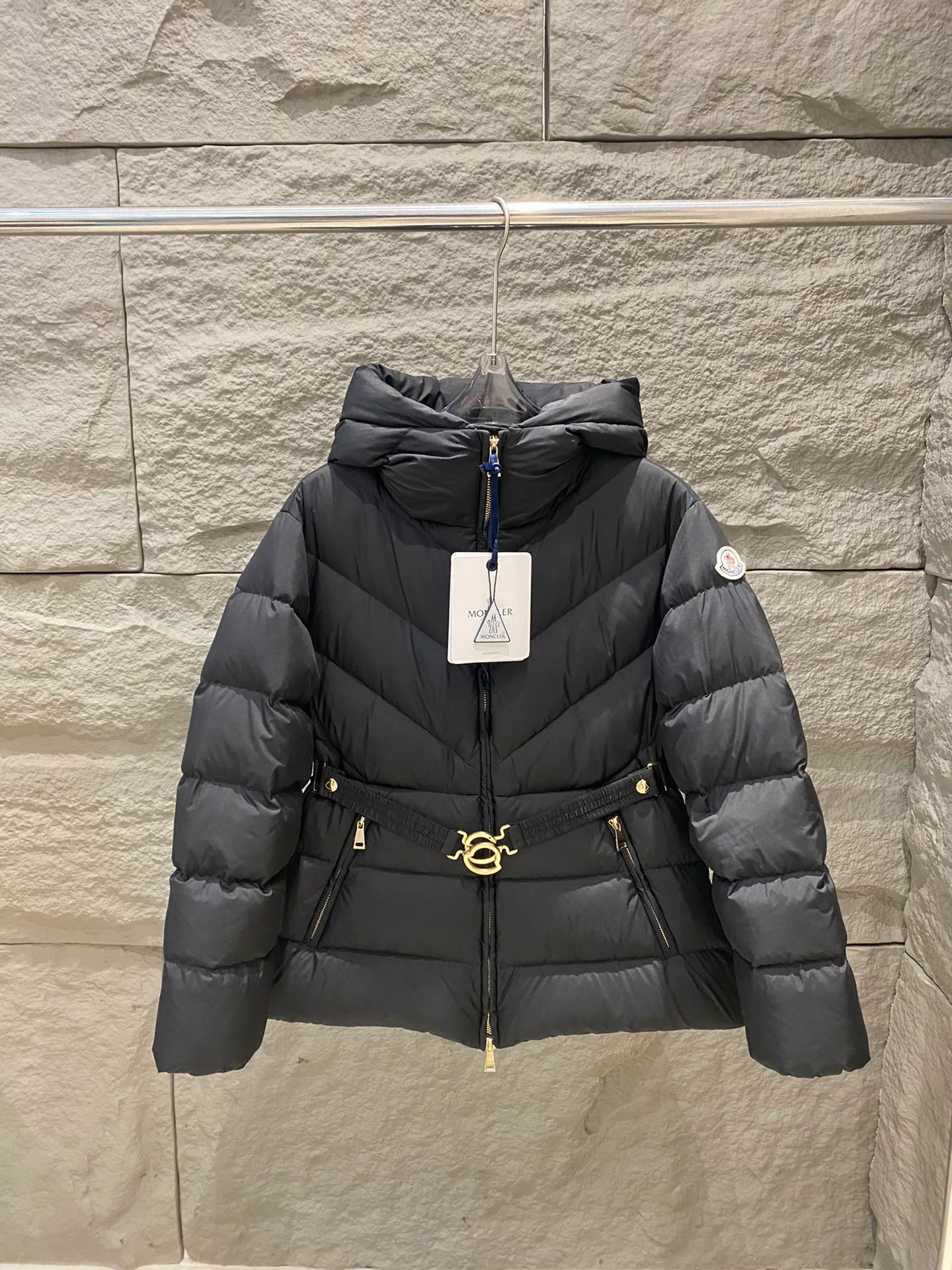 Куртки И Пуховики Женские Moncler 18723722