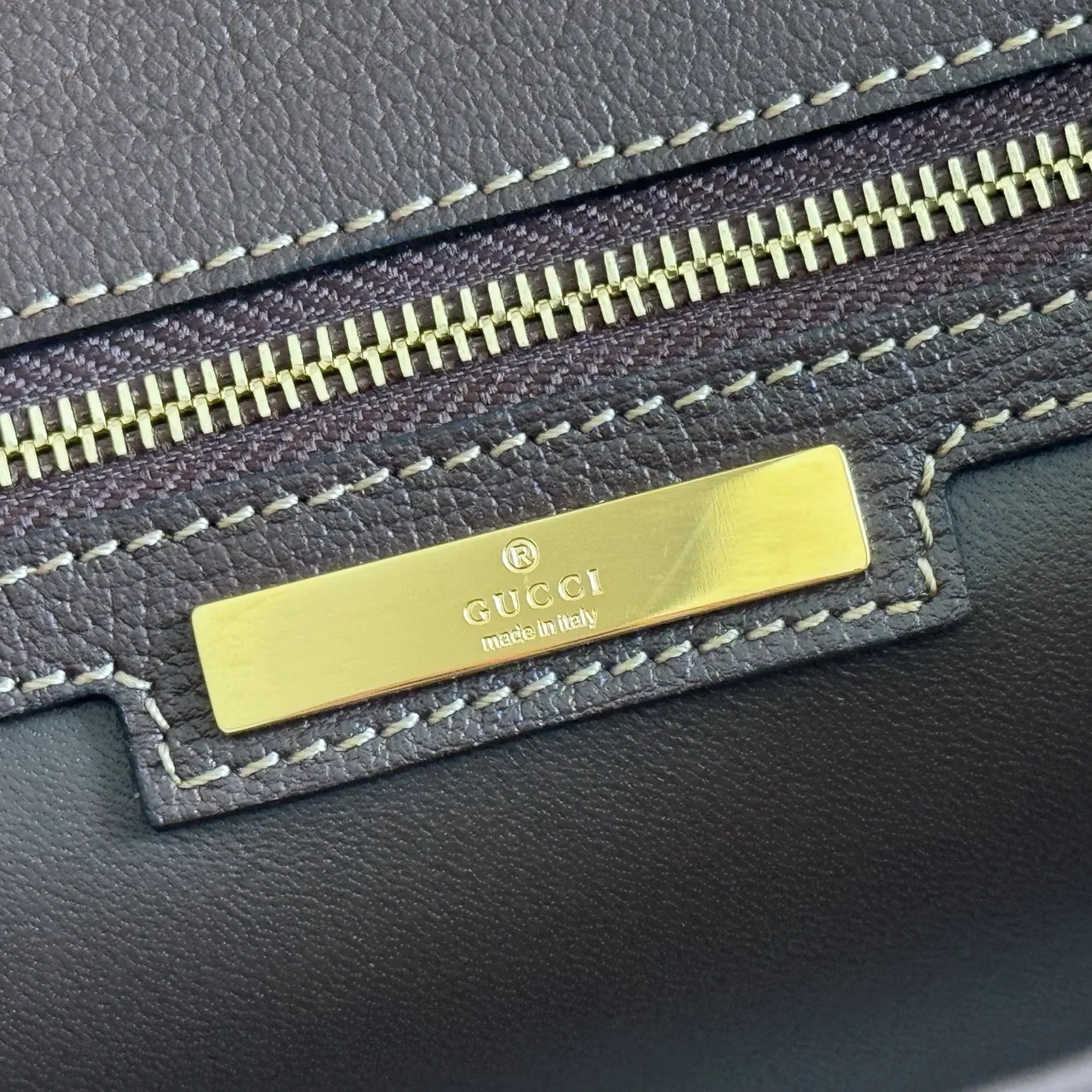 Классические Сумки Женские Gucci 17802959